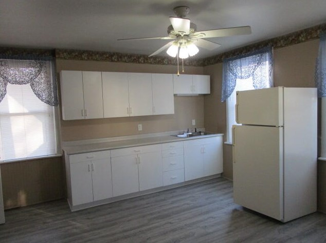 1207 S 15th St, Manitowoc, WI 54220