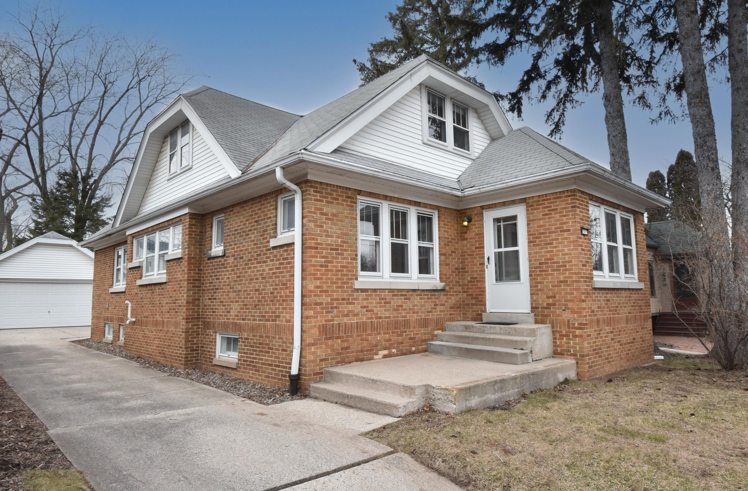 1415 63, Milwaukee WI 53214-5039 exterior