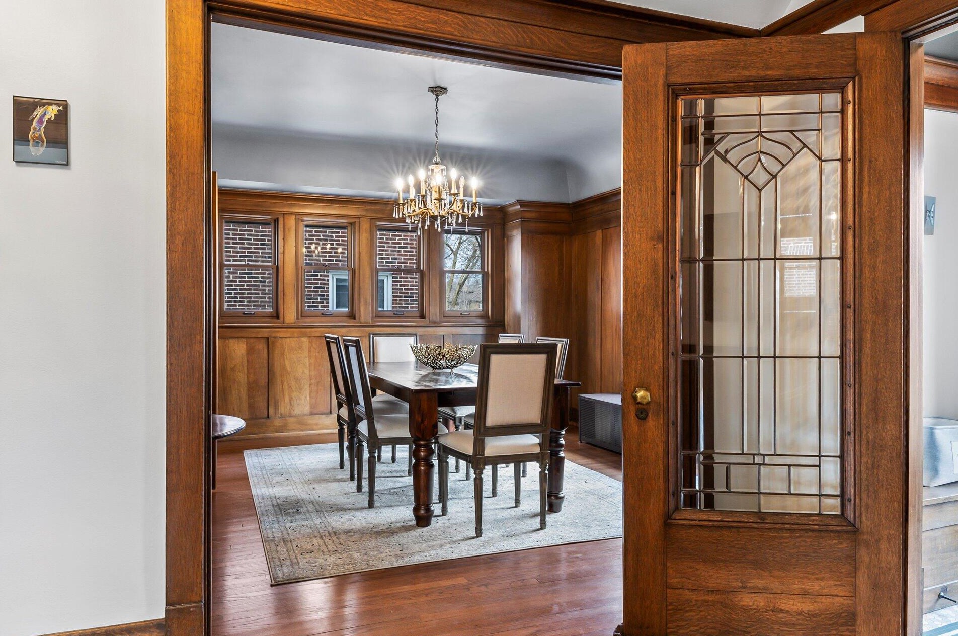 3405 Hackett Ave, Milwaukee WI  53211-2946 exterior