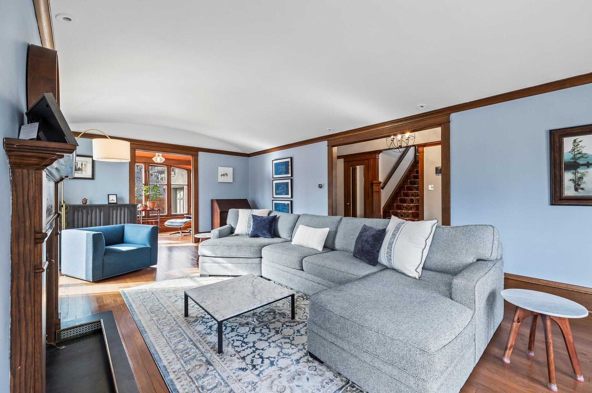 3405 Hackett Ave, Milwaukee WI  53211-2946 exterior