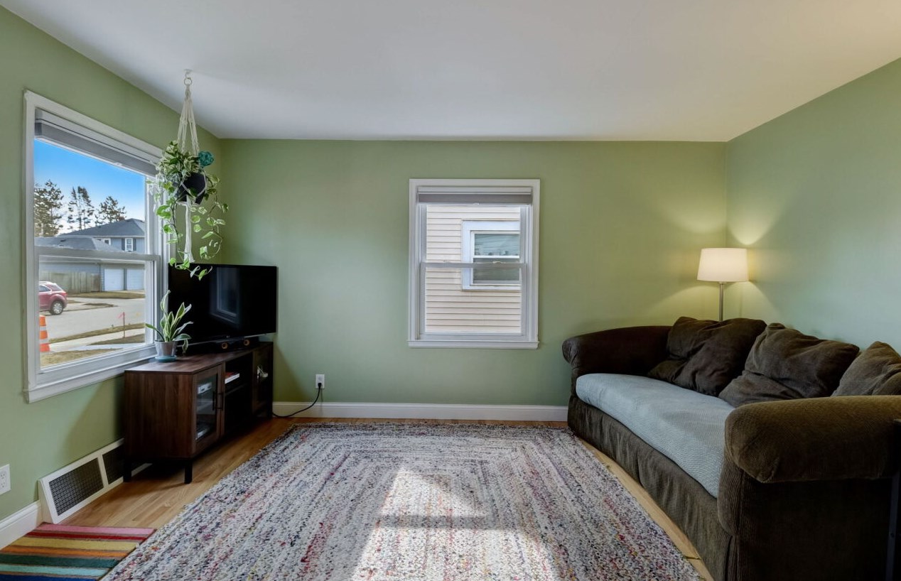 500 Scott Ave, Waukesha, WI 53186-6135