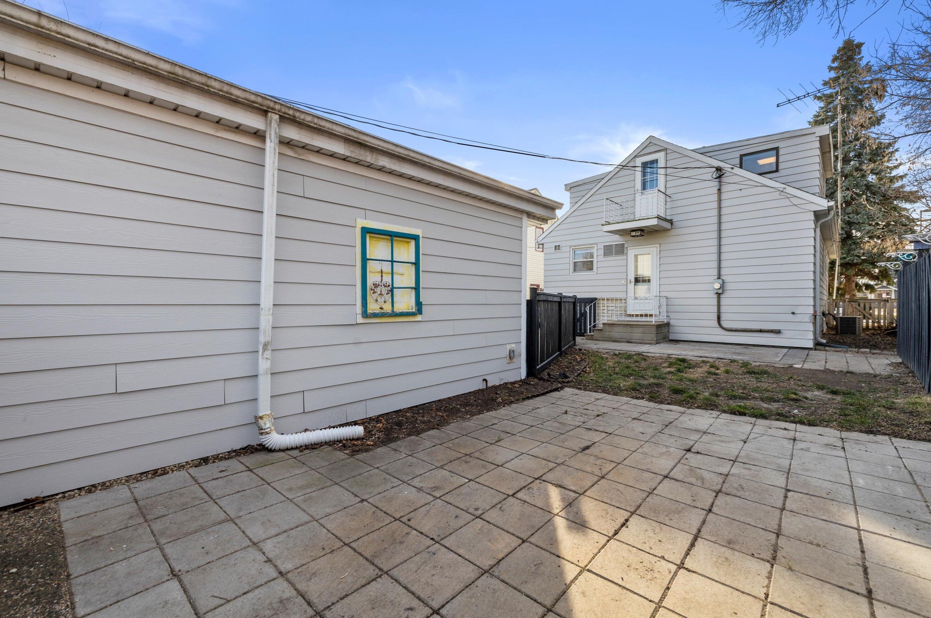 7209 35th Ave, Kenosha WI  53142-3951 exterior