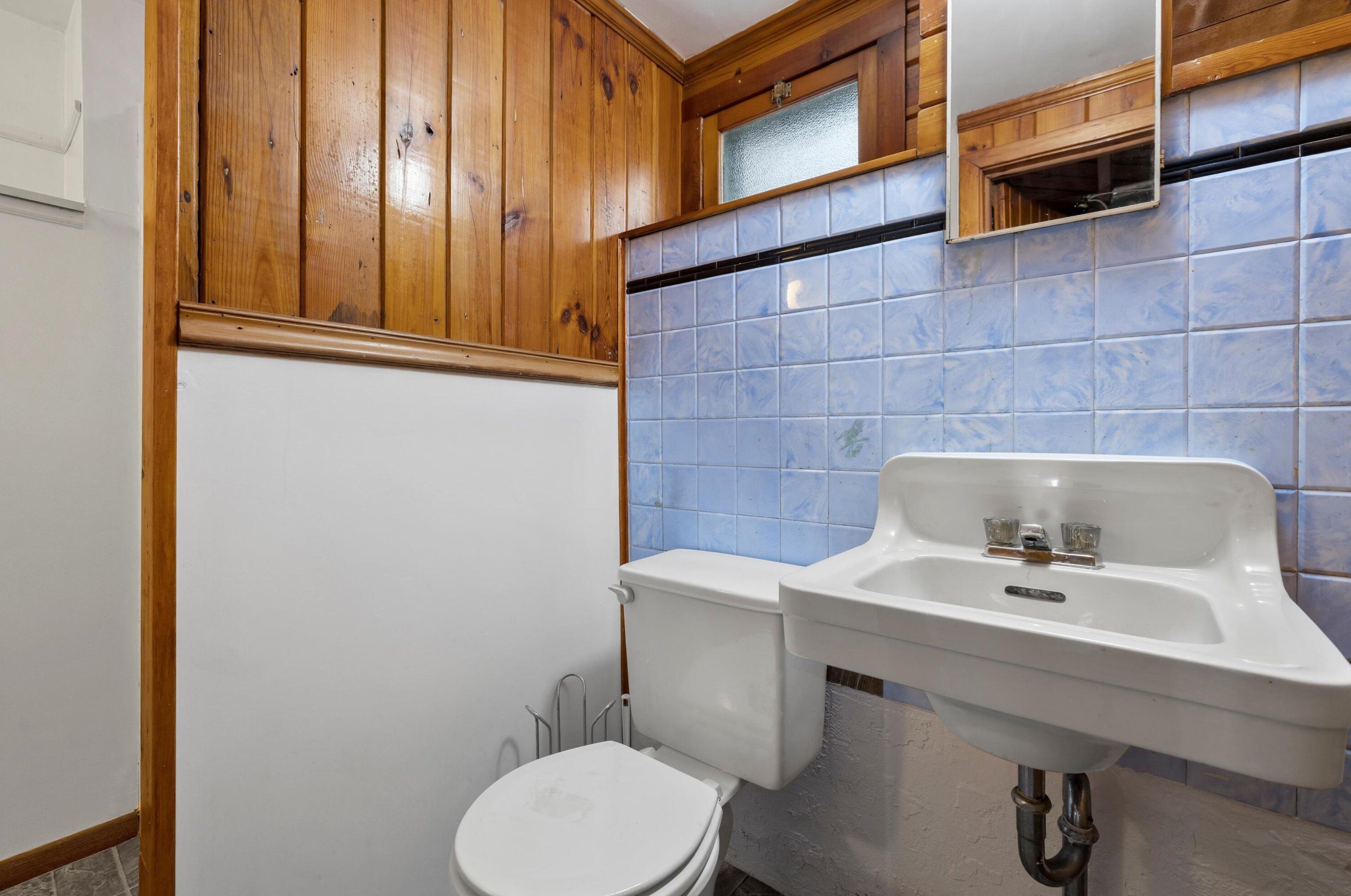 7209 35th Ave, Kenosha WI  53142-3951 exterior