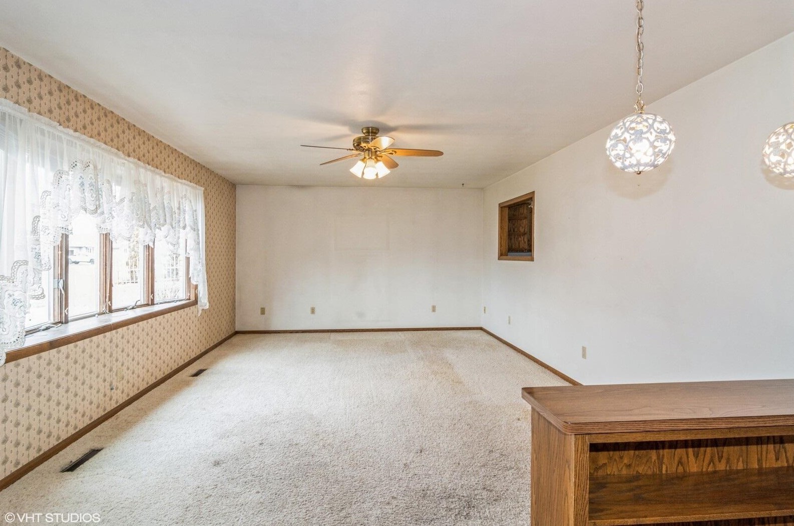420 Mary St, Mayville, WI 53050