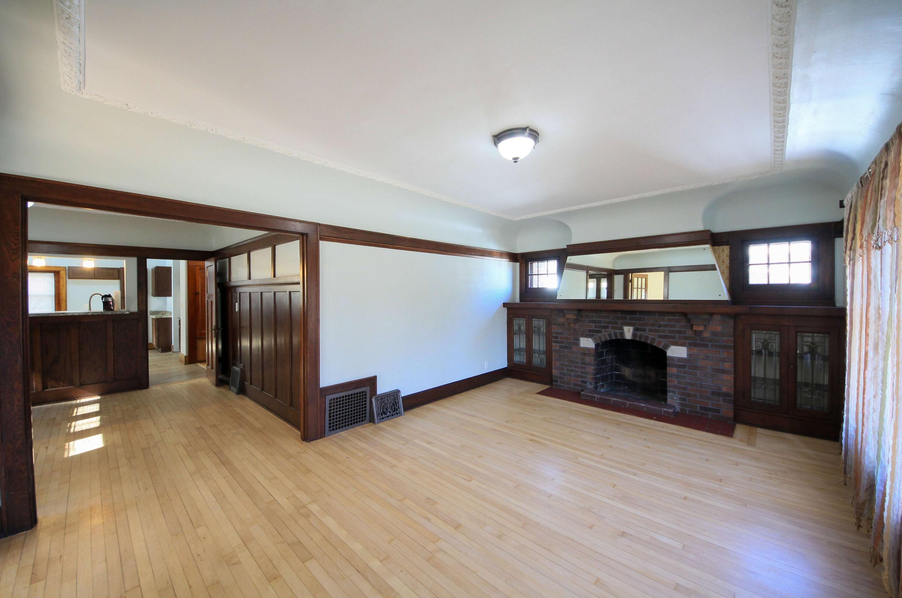 2667 46th St, Milwaukee WI  53210-2405 exterior