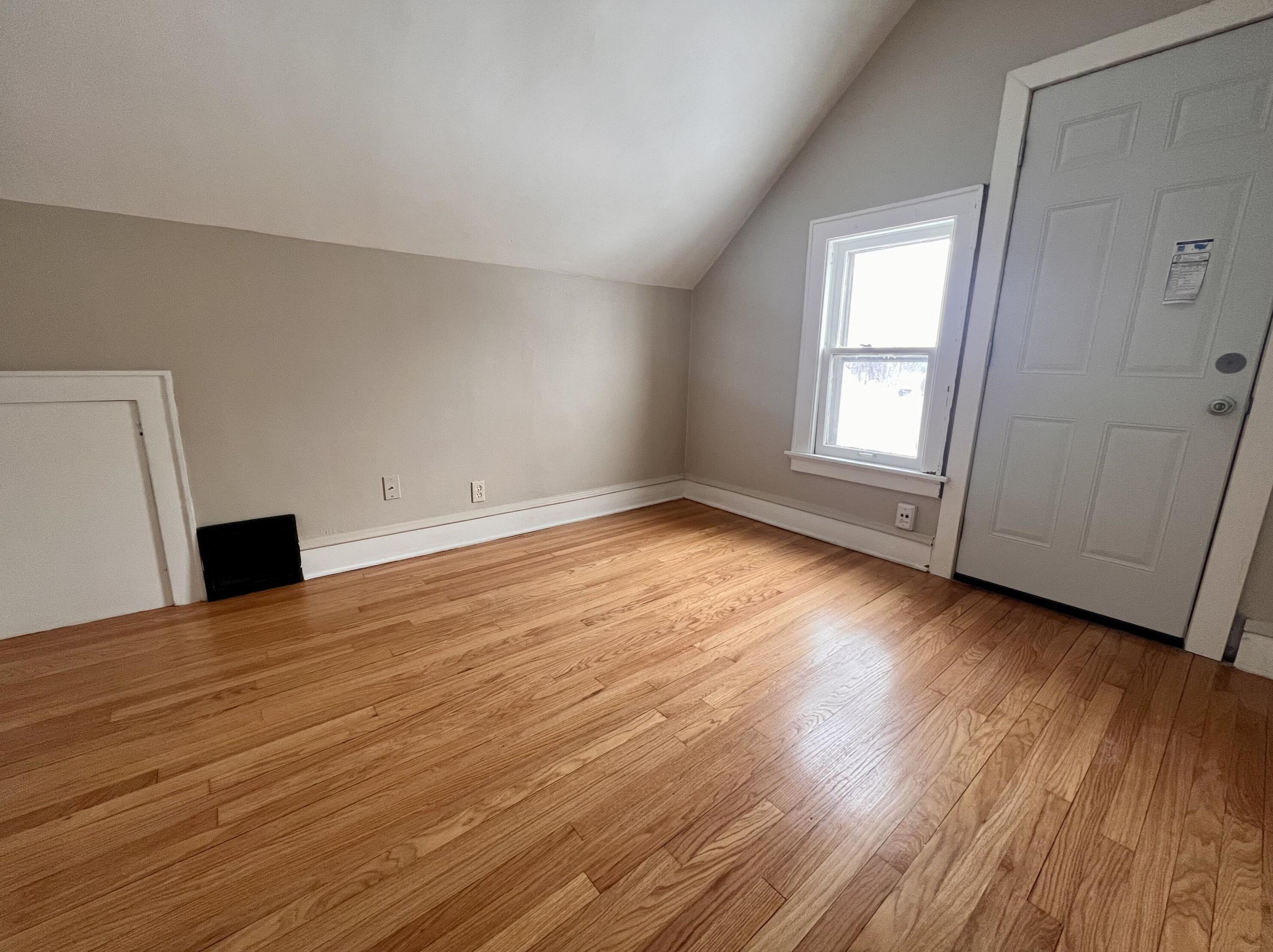 2548 57th St, Milwaukee WI  53210-2206 exterior