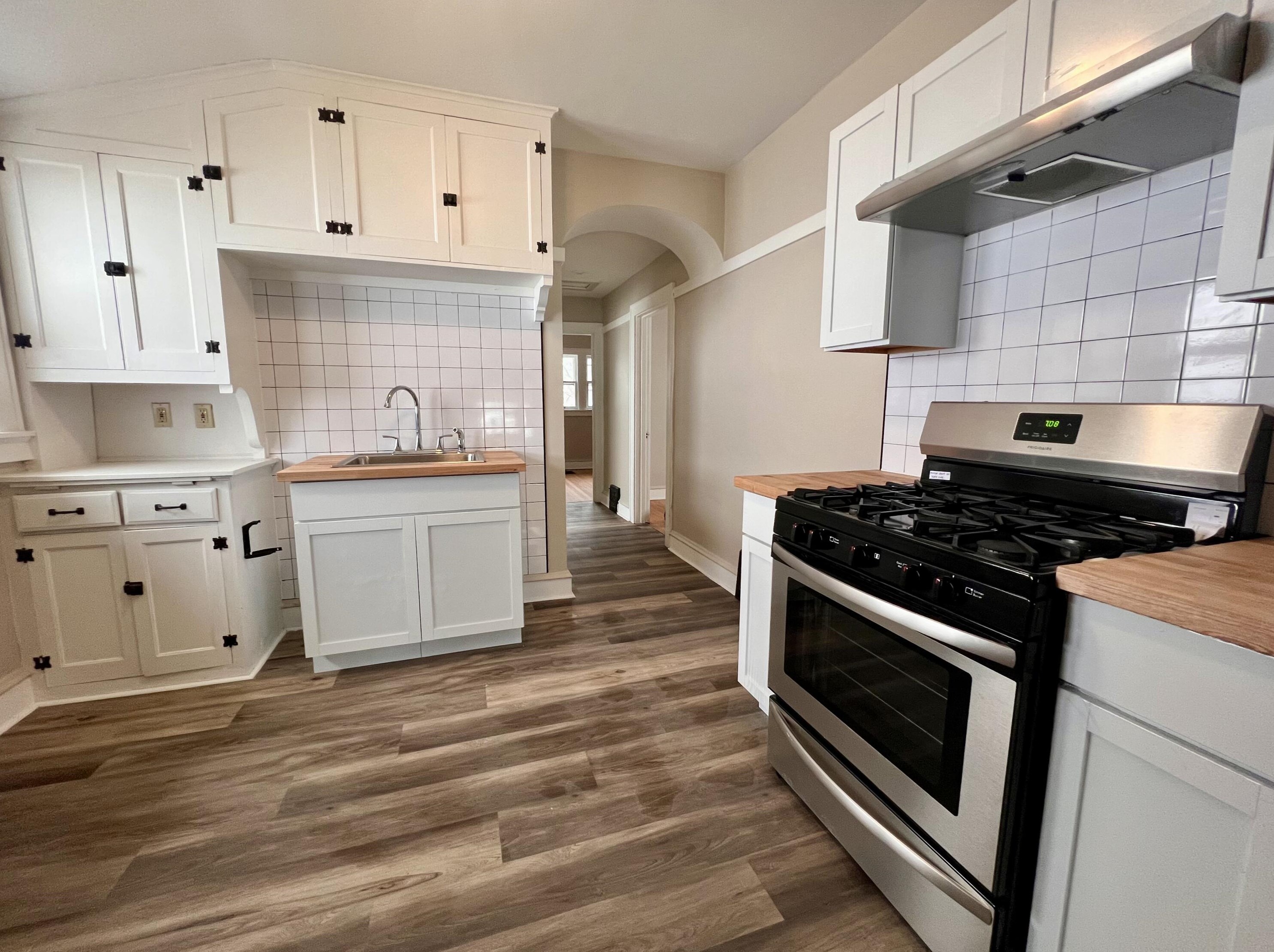 2548 57th St, Milwaukee WI  53210-2206 exterior