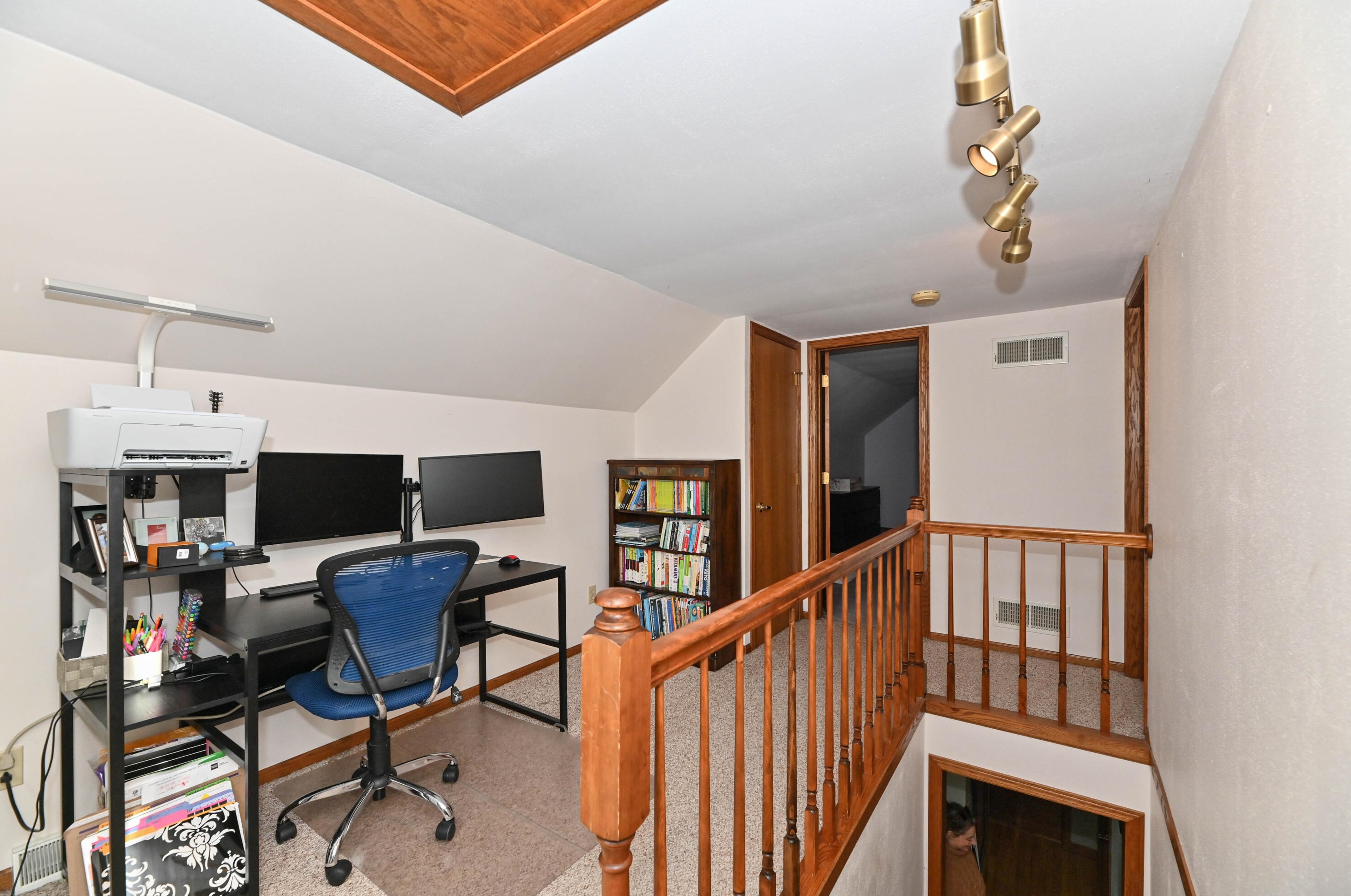 1211 Riv Dr, Watertown WI  53094-6528 exterior