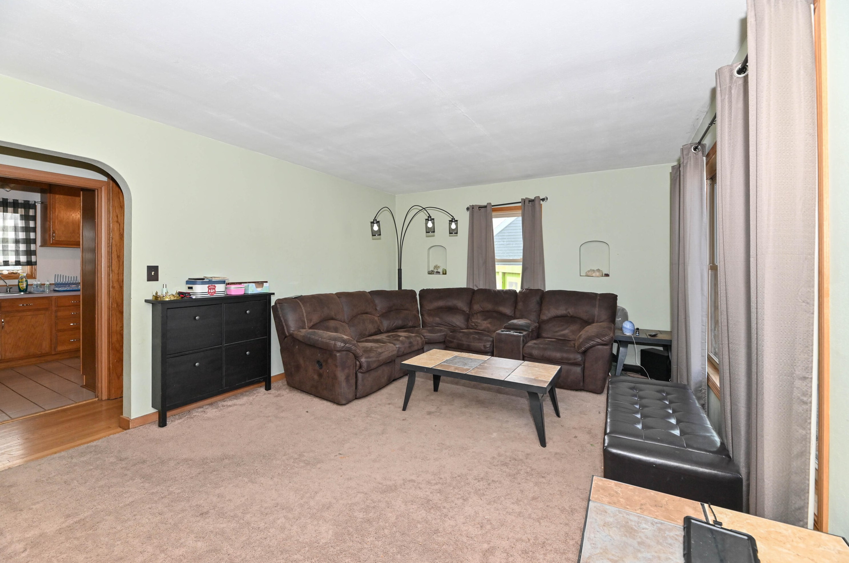 1211 River Dr, Watertown, WI 53094-6528