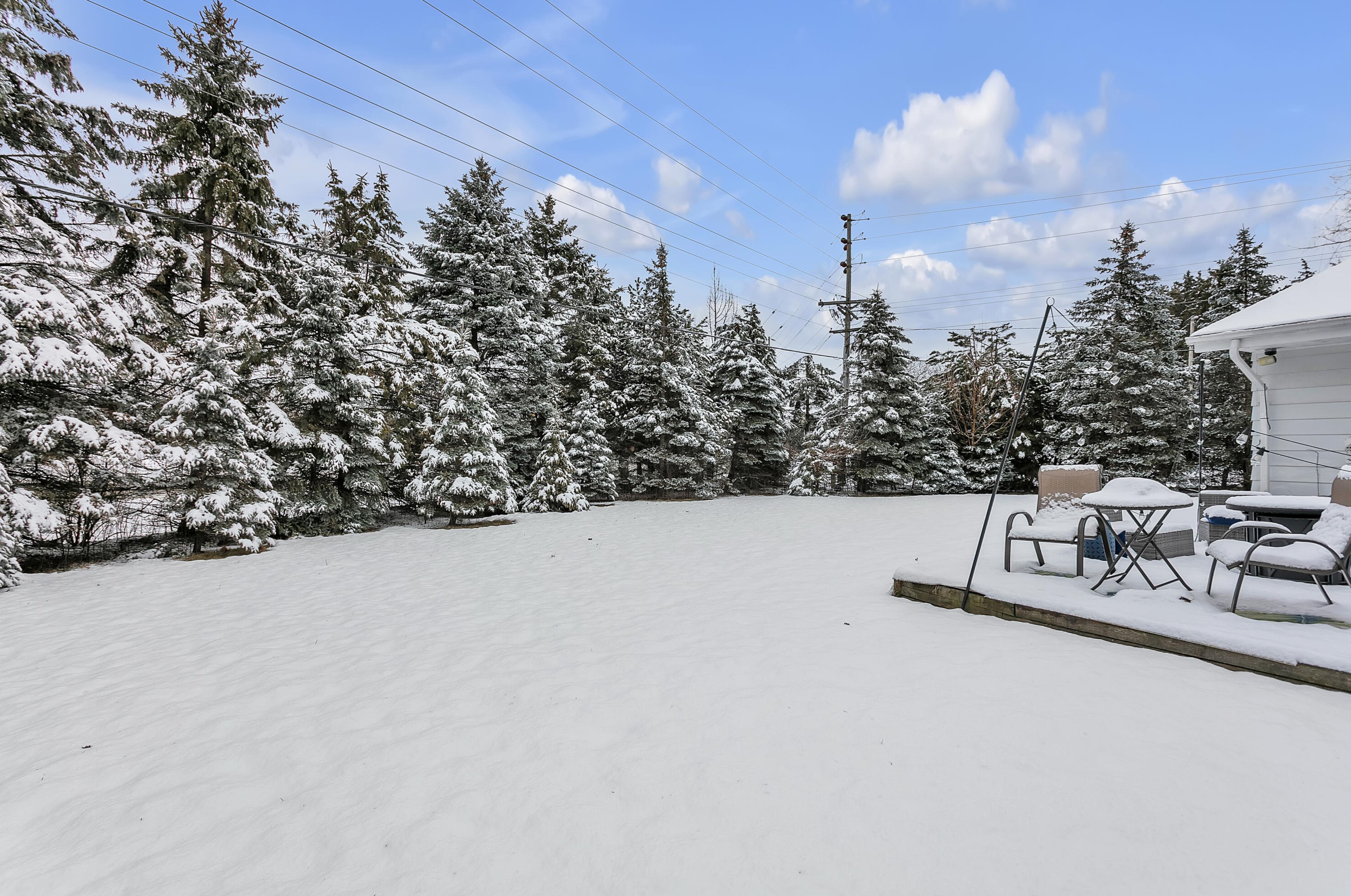 4780 Camfield Dr, Brookfield WI  53045-1331 exterior