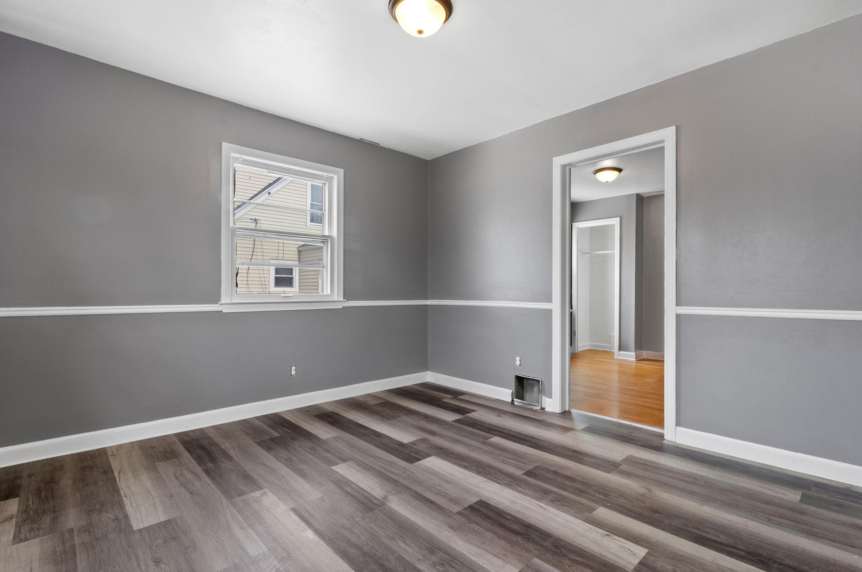 4921 74th St, Milwaukee WI  53218-3822 exterior