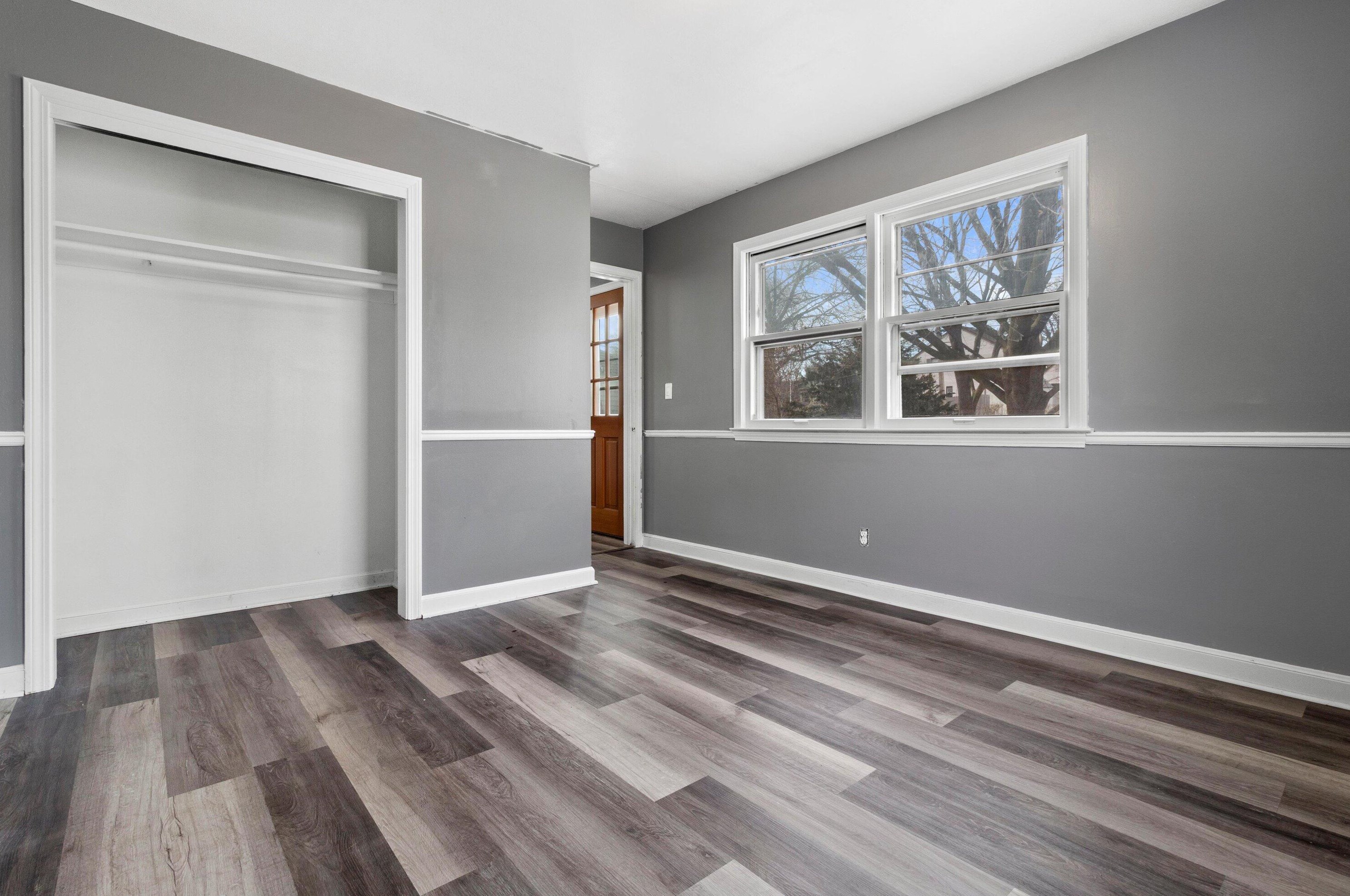 4921 74th St, Milwaukee WI  53218-3822 exterior