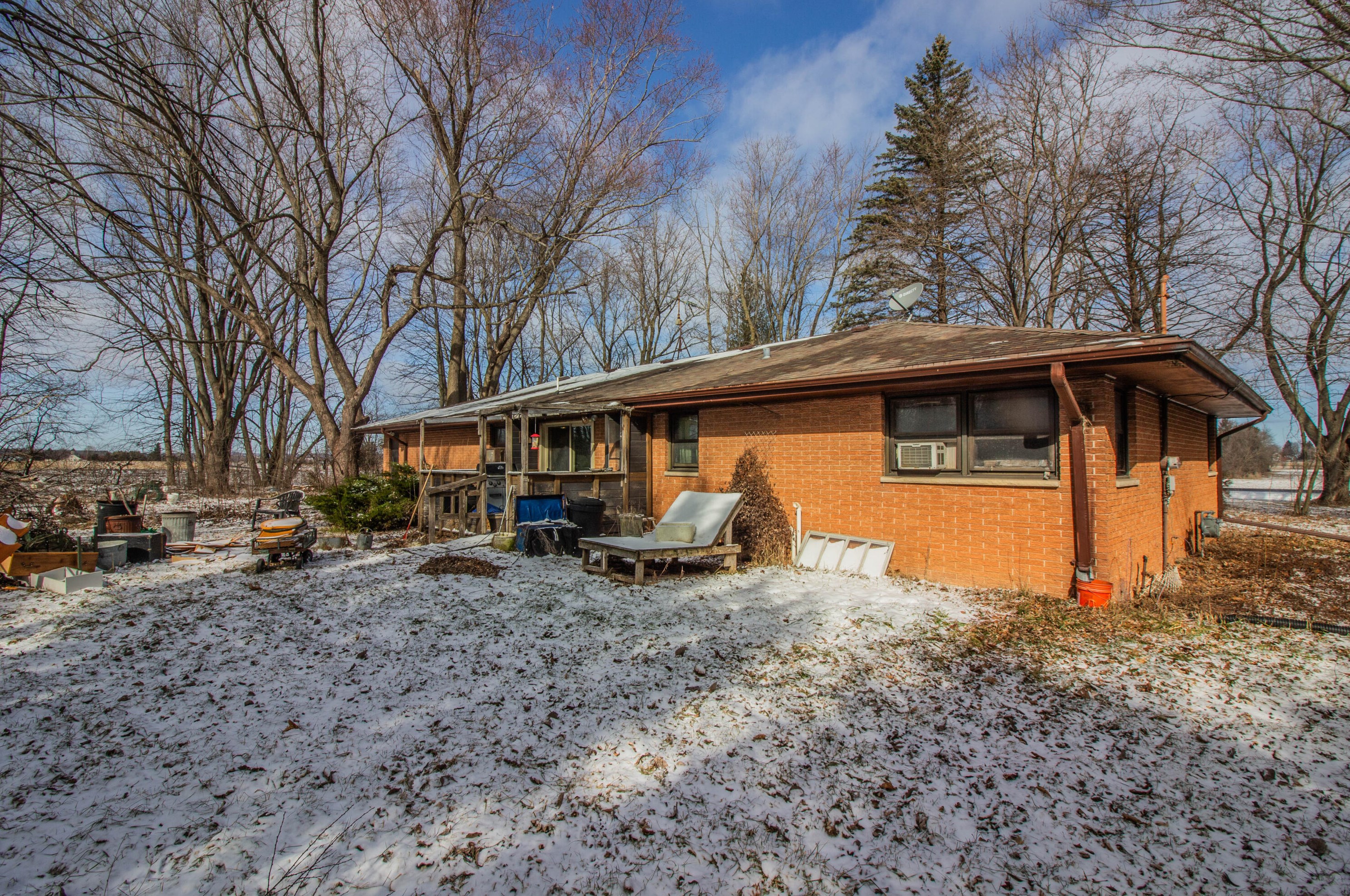 2035 Western Ave, Jackson, WI 53037