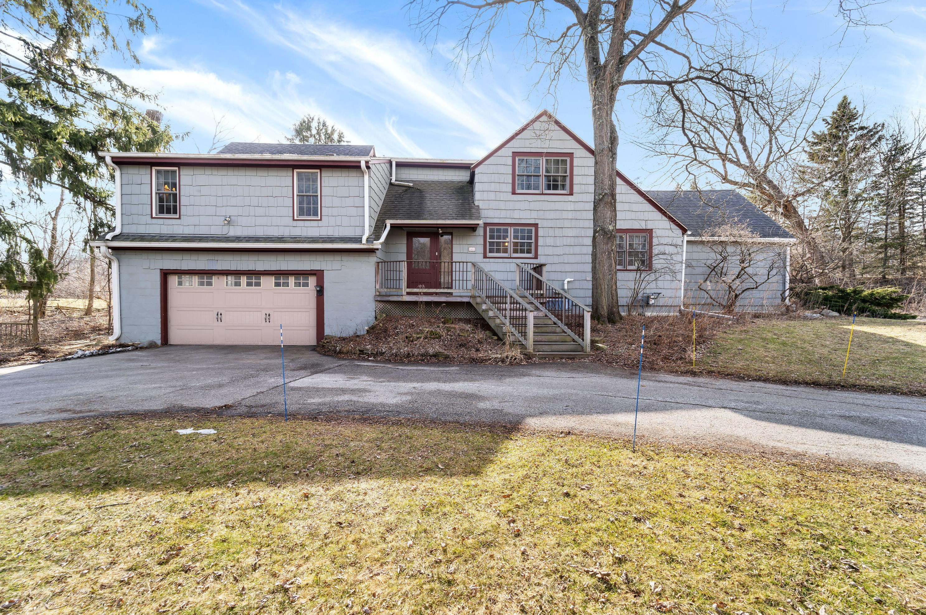 363 Bergen Dr, Milwaukee, WI 53217-2310