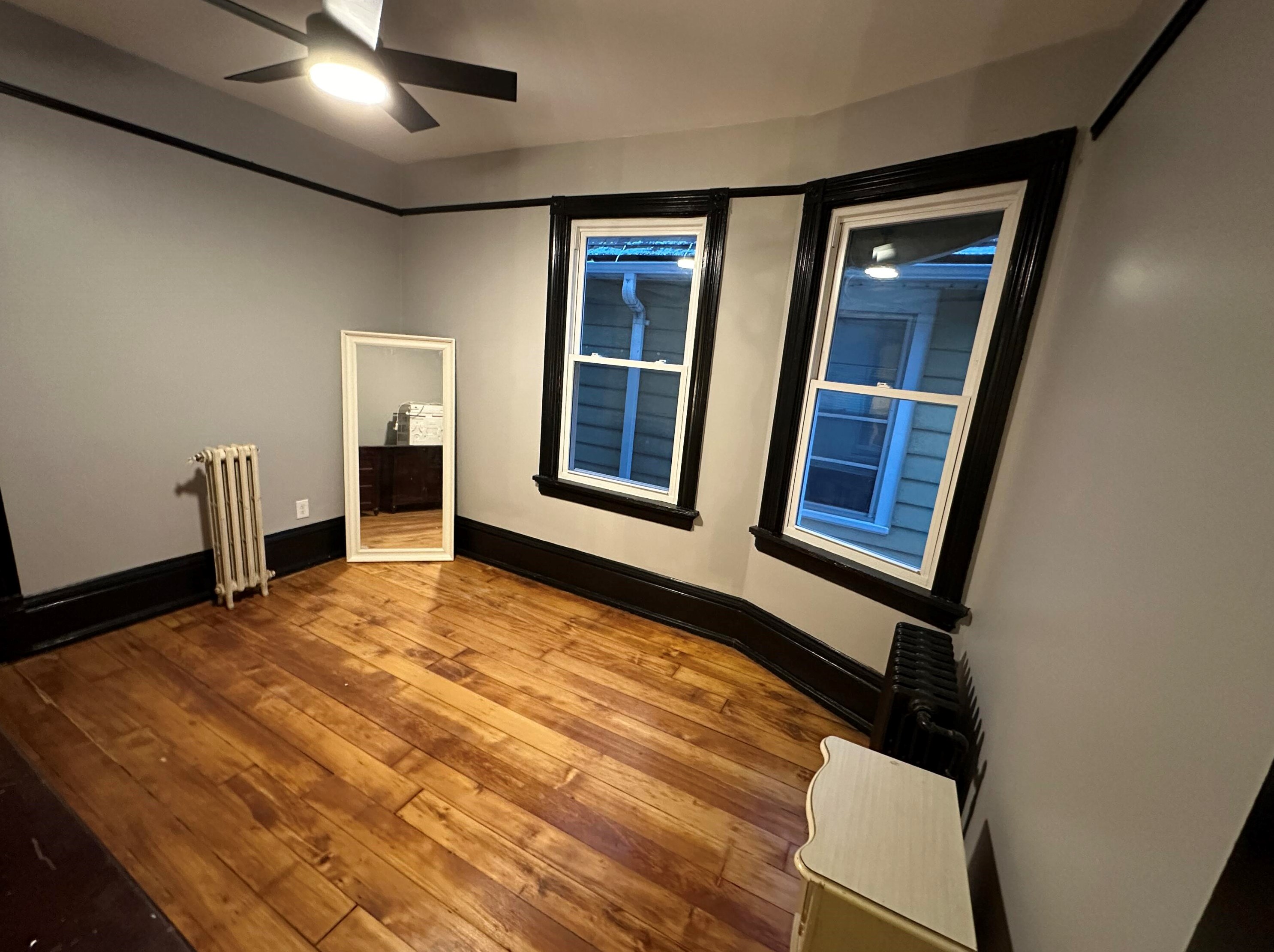 2530 Oakland Ave, Milwaukee WI  53211-3930 exterior