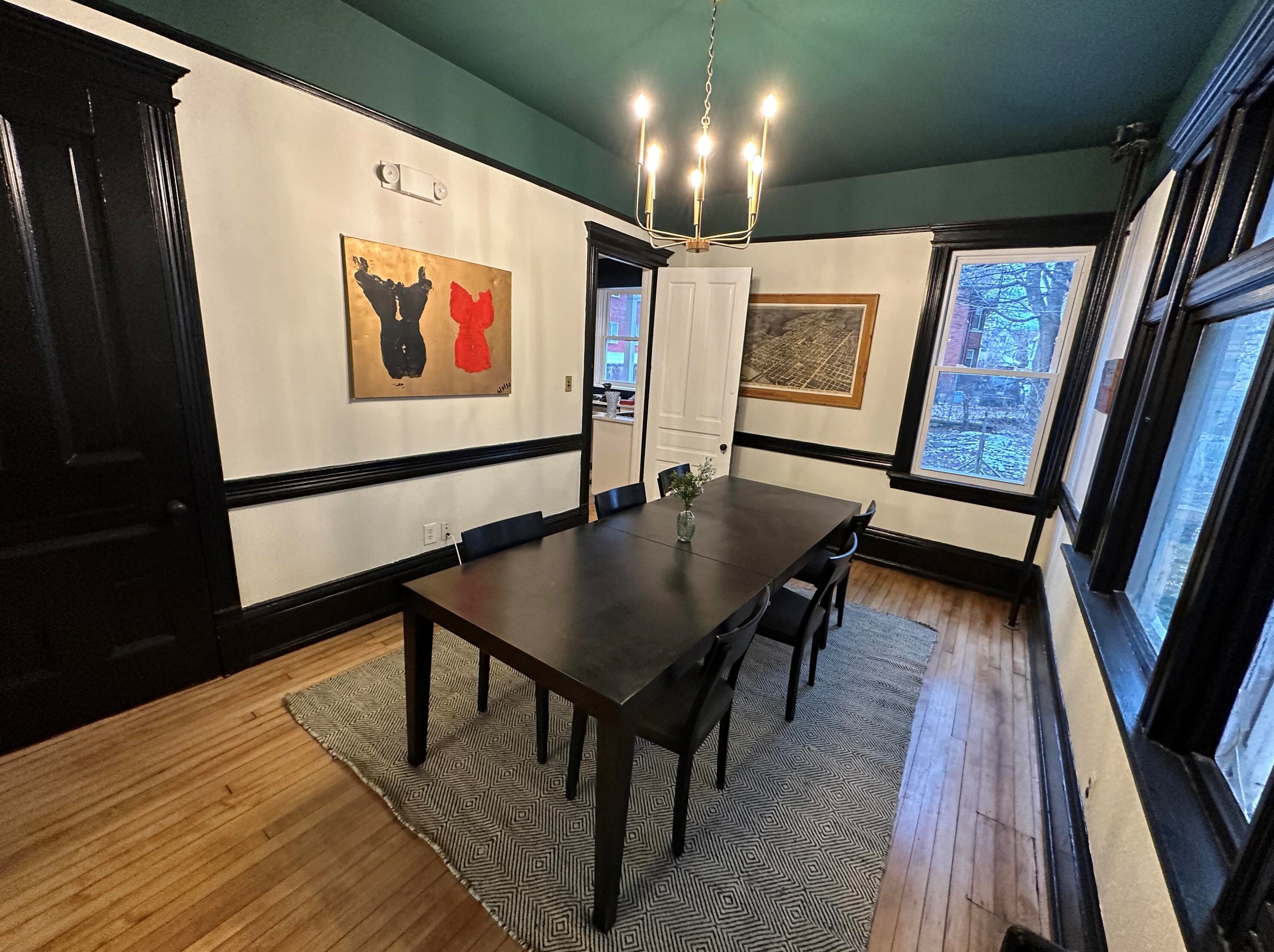 2530 Oakland Ave, Milwaukee WI  53211-3930 exterior