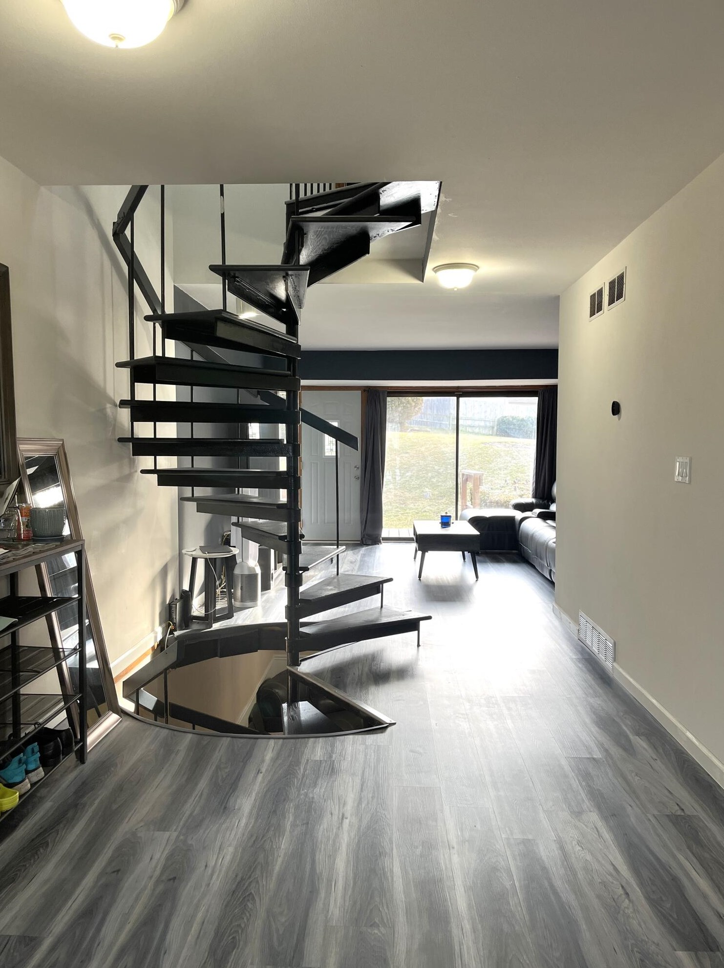 3333 5th Ave #8c, South Milwaukee, WI 53172