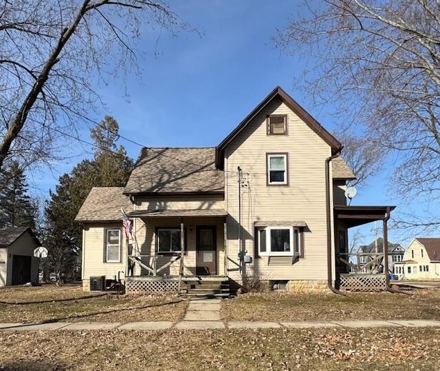403 Williams St, Randolph, WI 53956