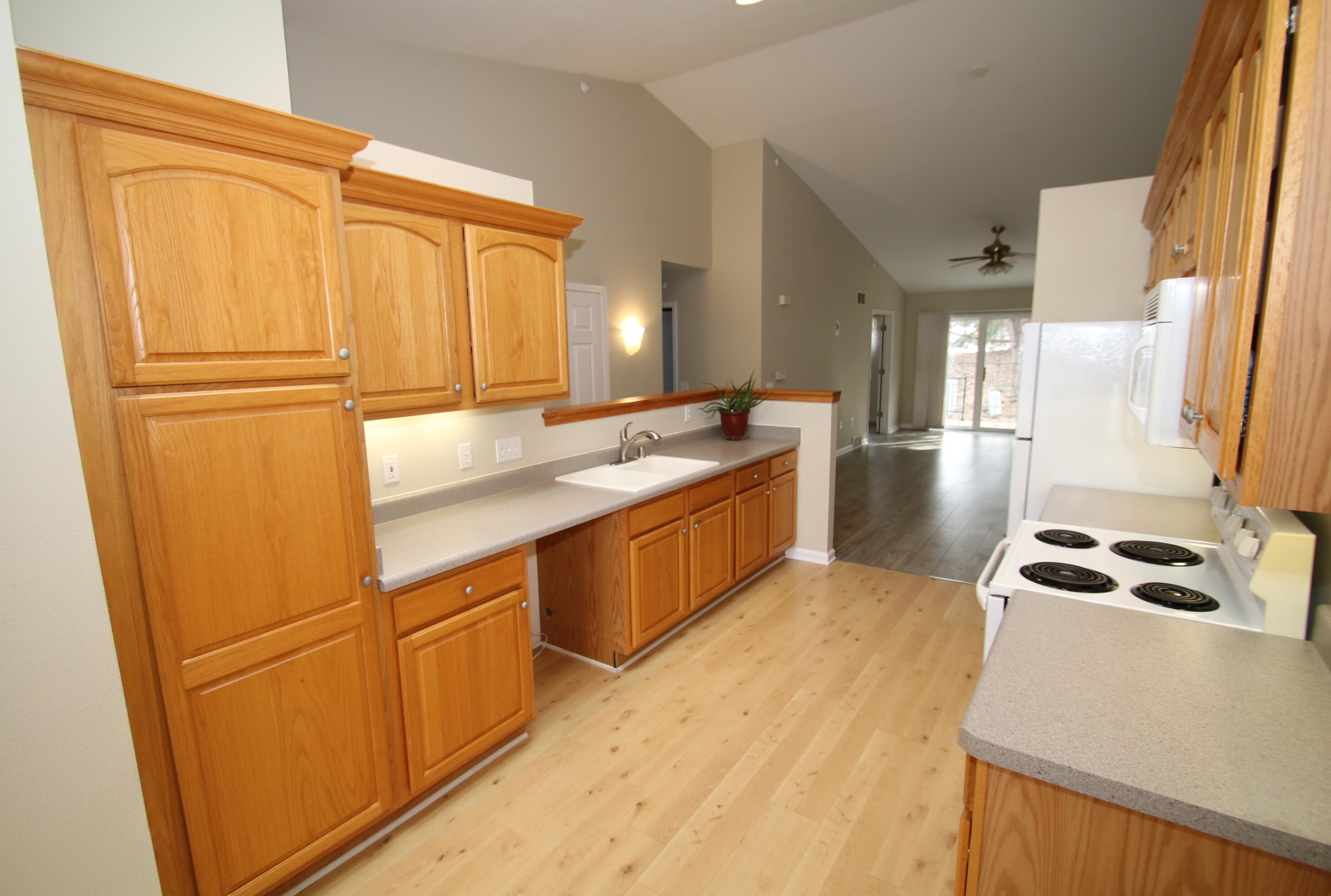 5222 Hidden Dr, Milwaukee WI  53221-3149 exterior