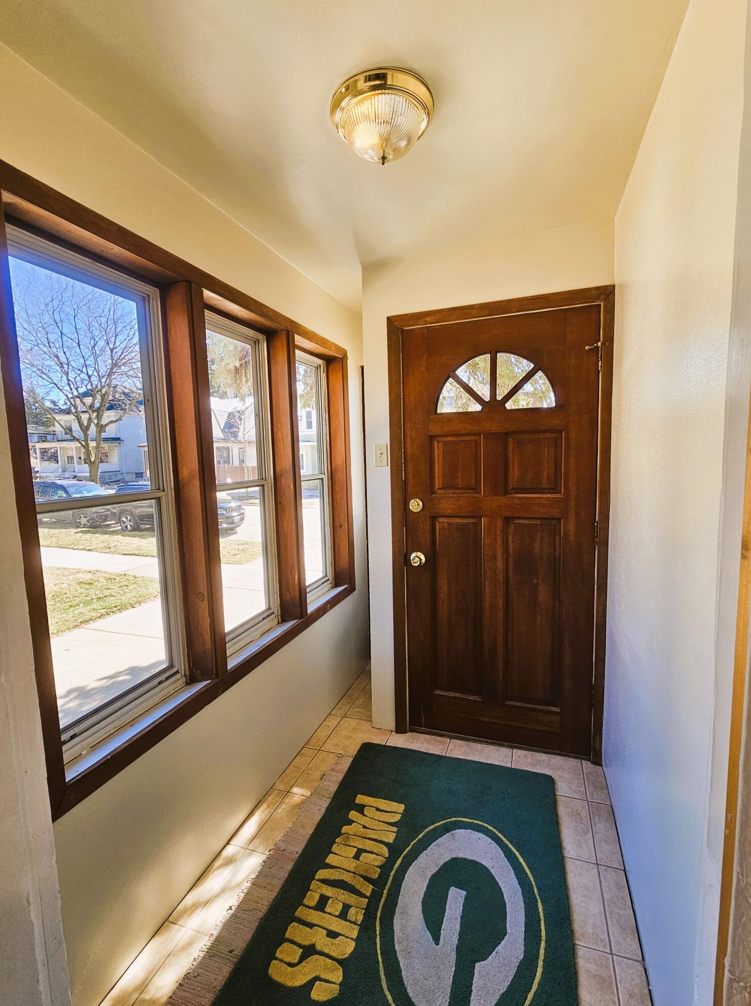 1624 Liberty St, Racine, WI 53404-3262