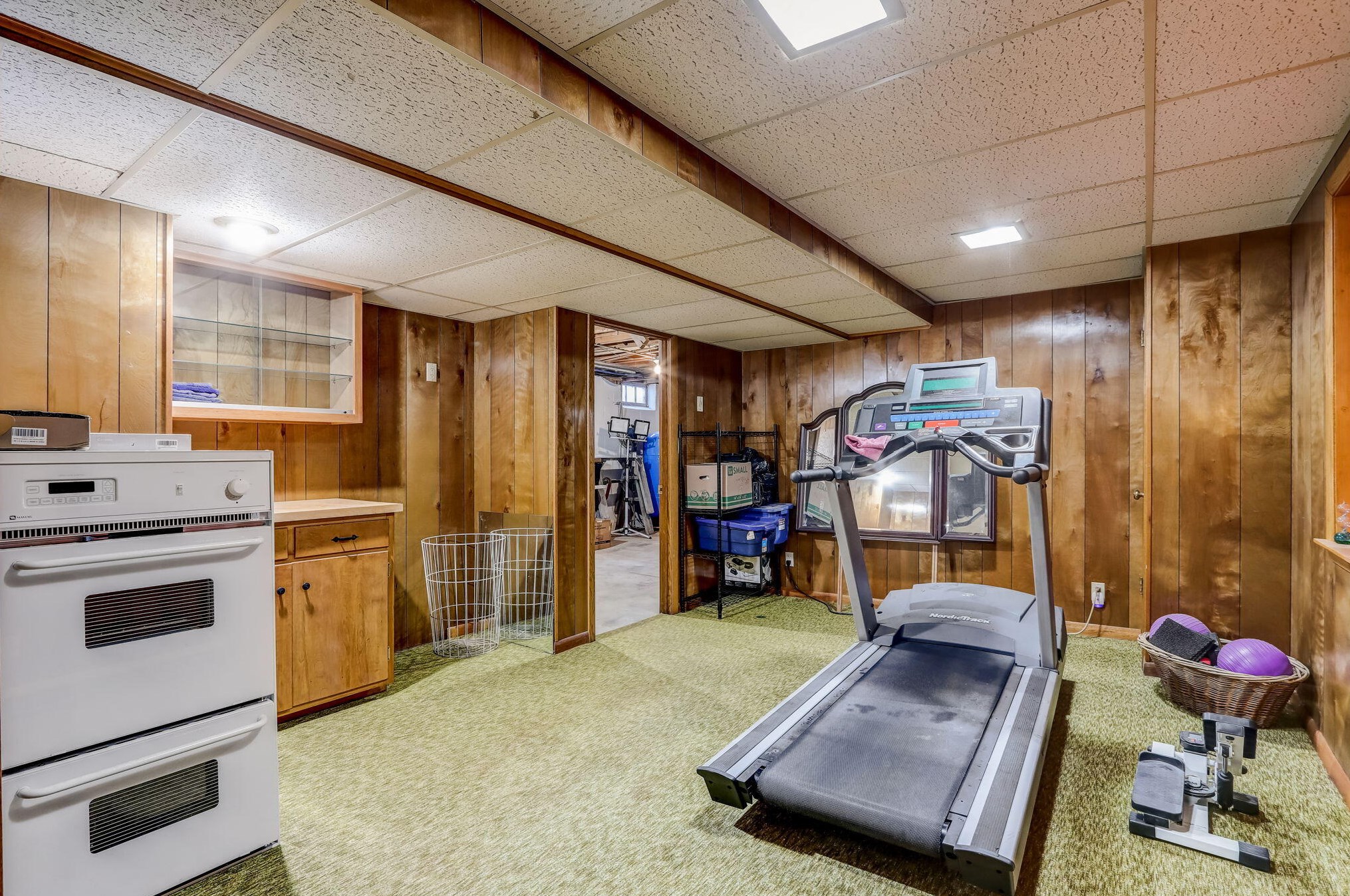 3405 Arroyo Rd, Brookfield WI  53045-2502 exterior