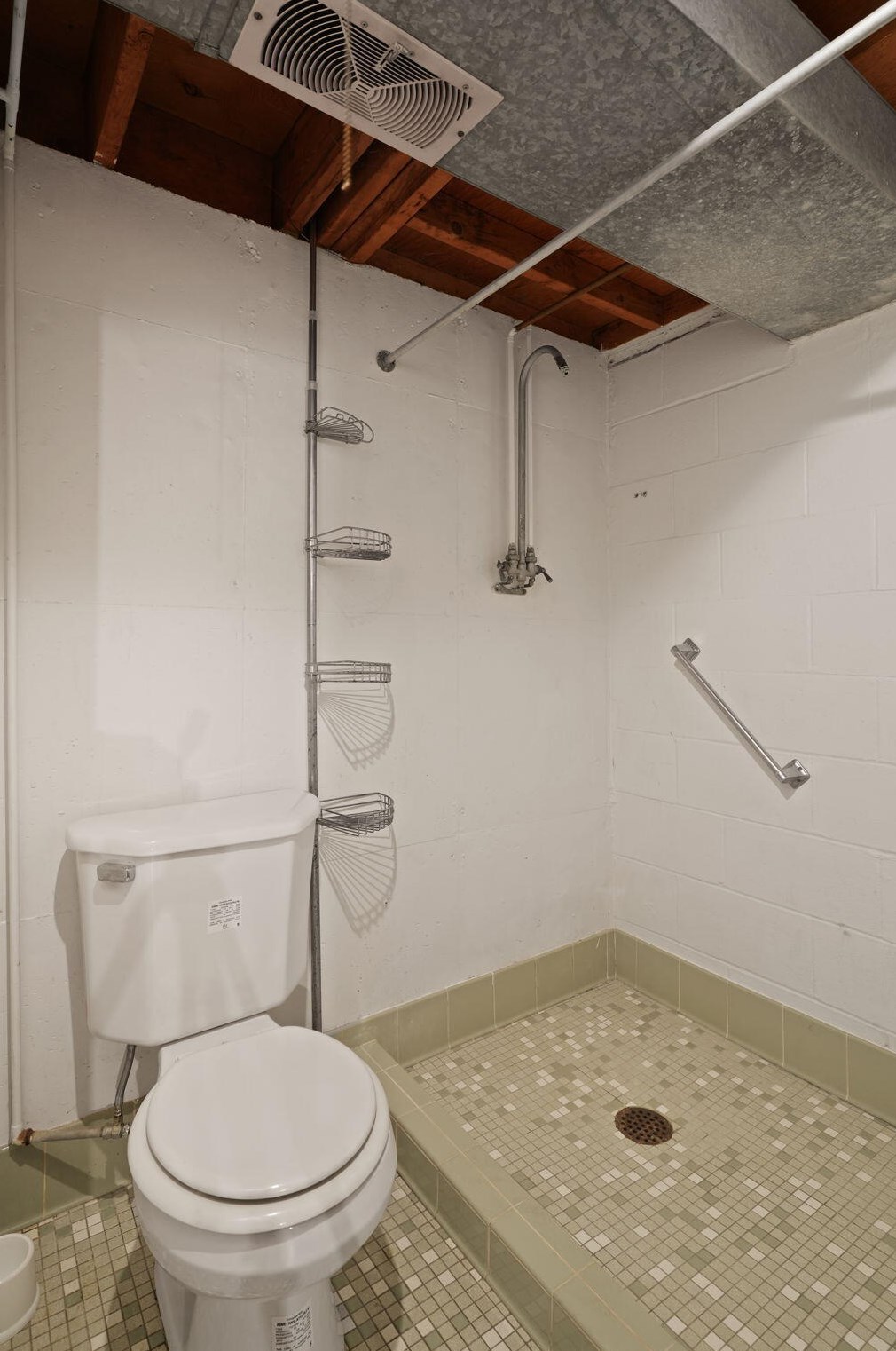 7532 17 Ave, Kenosha WI  53140-1627 exterior