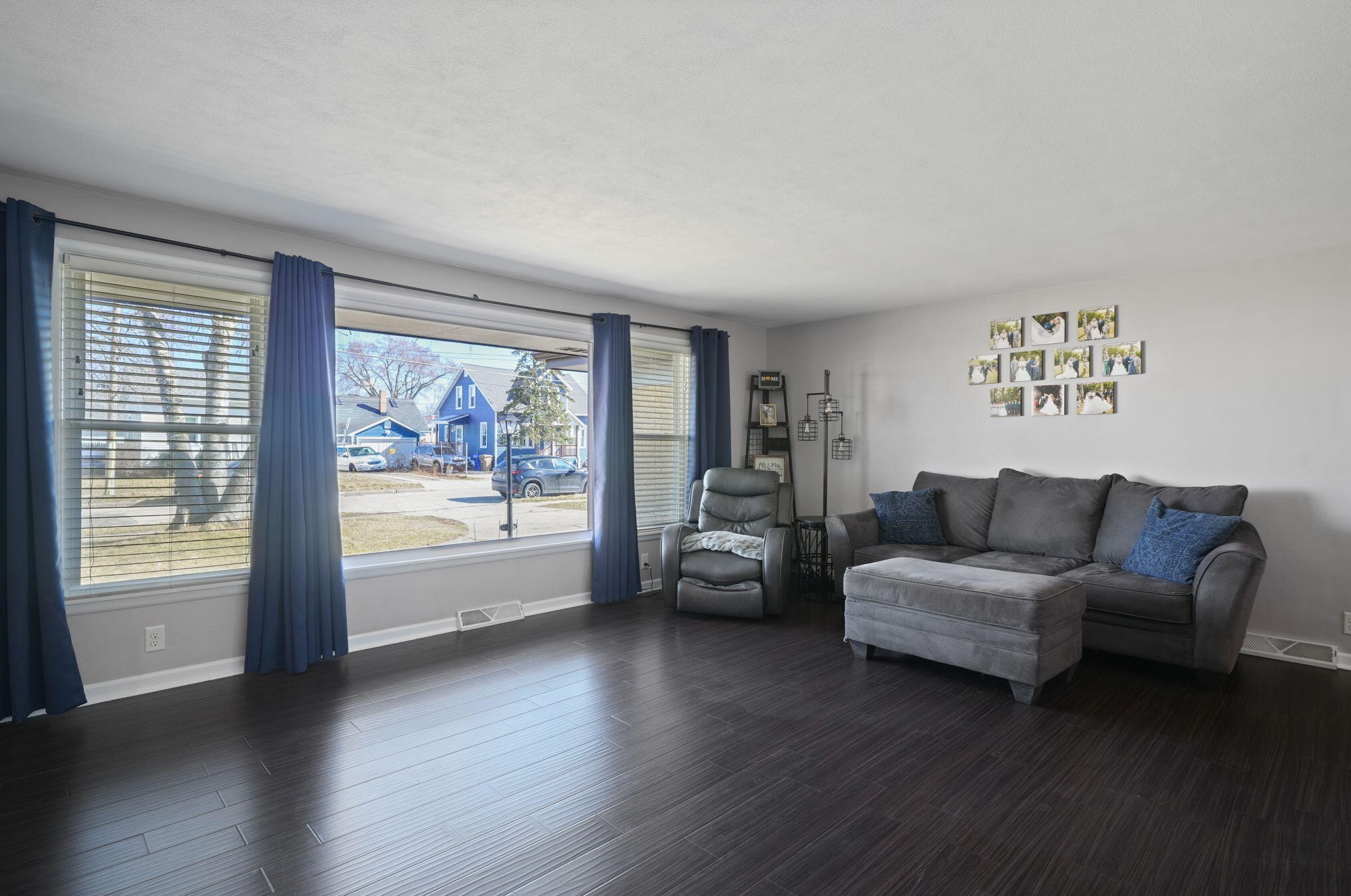 7532 17 Ave, Kenosha WI  53140-1627 exterior