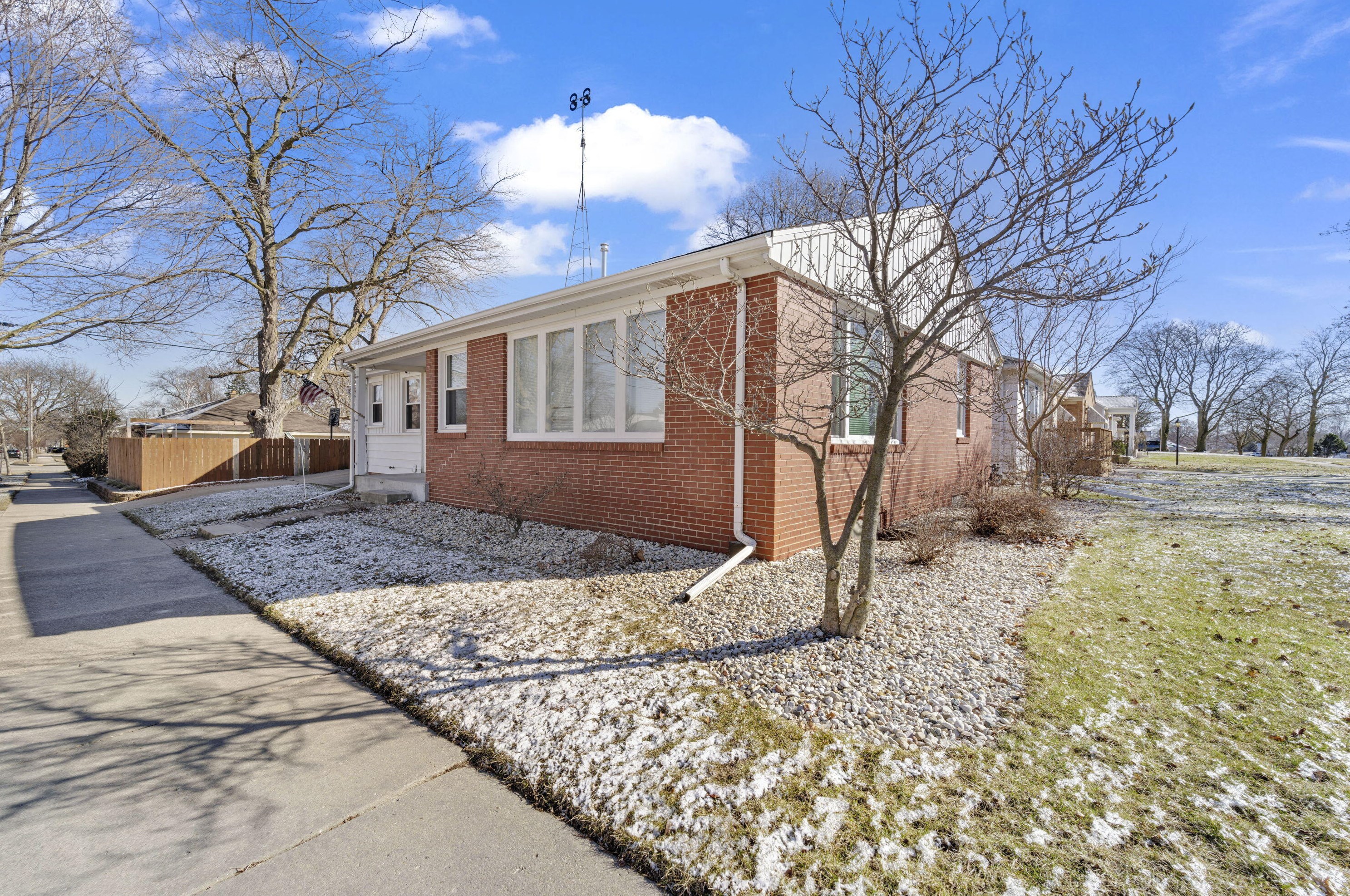 4219 Lindermann Ave, Racine, WI 53405