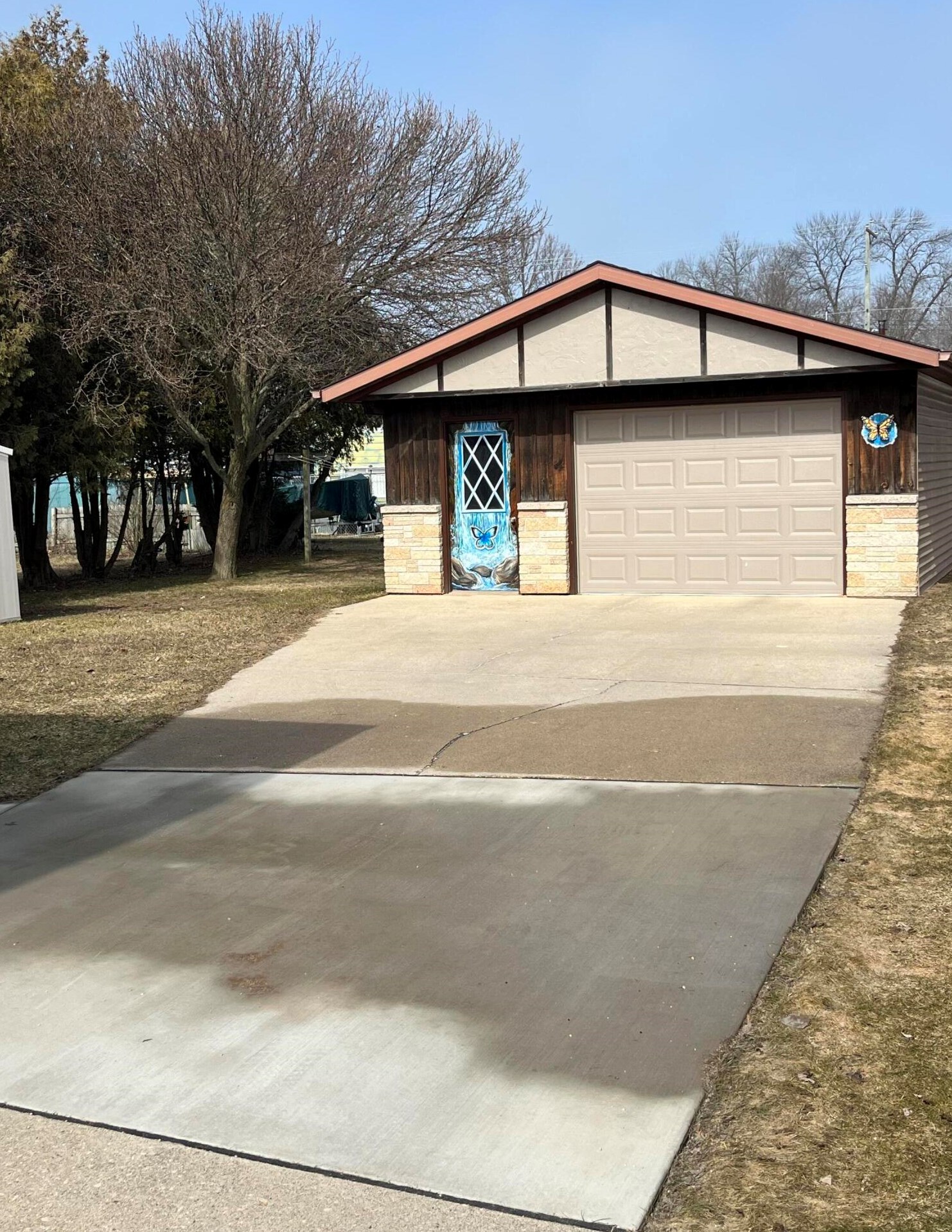 2720 12th St, Two Rivers WI  54241-3310 exterior
