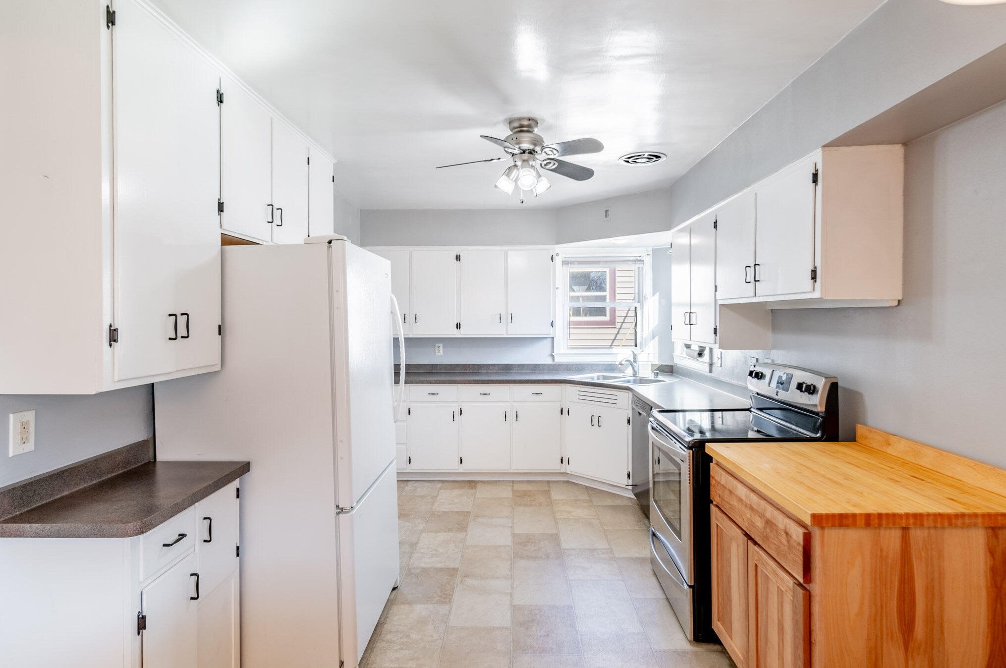 245 Mead Ave, Plymouth, WI 53073