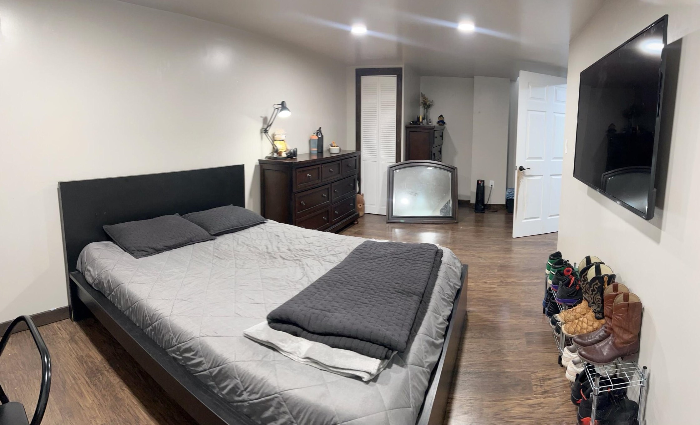 2125 Grand Prix Dr, Racine WI  53406-2218 exterior