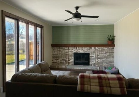 2125 Grand Prix Dr, Racine WI  53406-2218 exterior