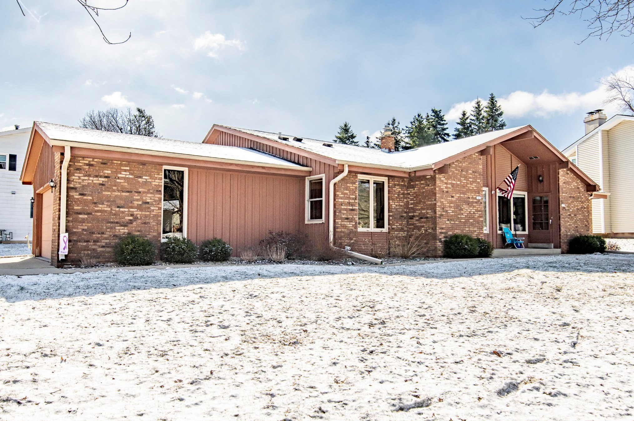 7213 Horizon Dr #7215, Greendale, WI 53129