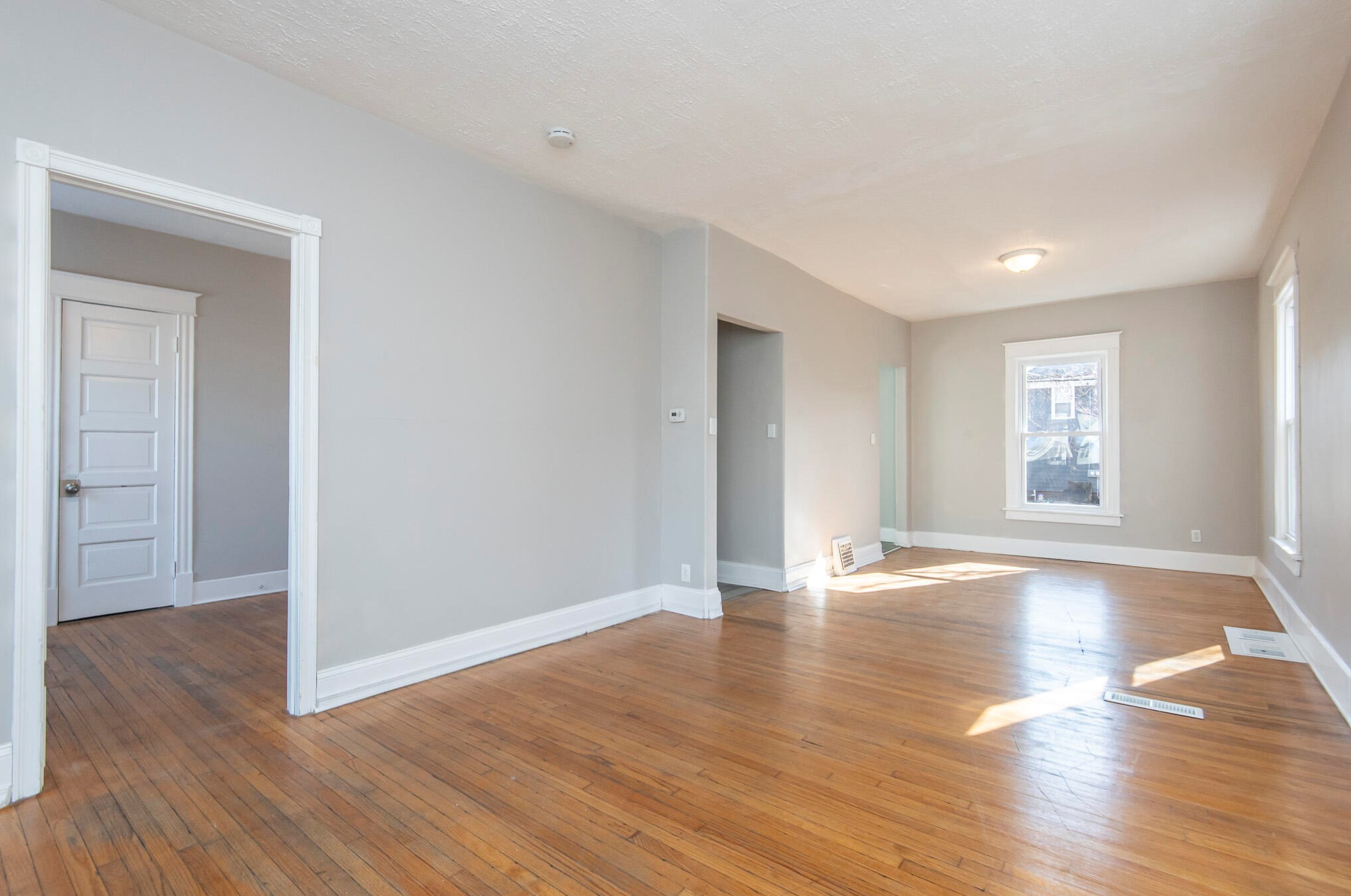 1829 Holmes Ave, Racine WI  53403-2332 exterior