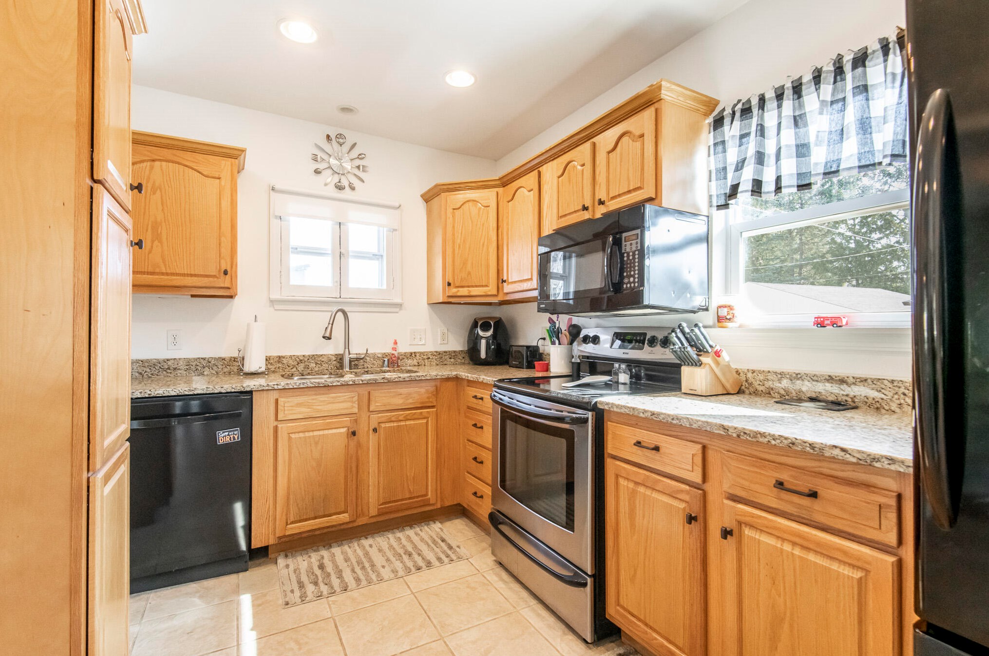 3366 65th St, Milwaukee WI  53219-4207 exterior