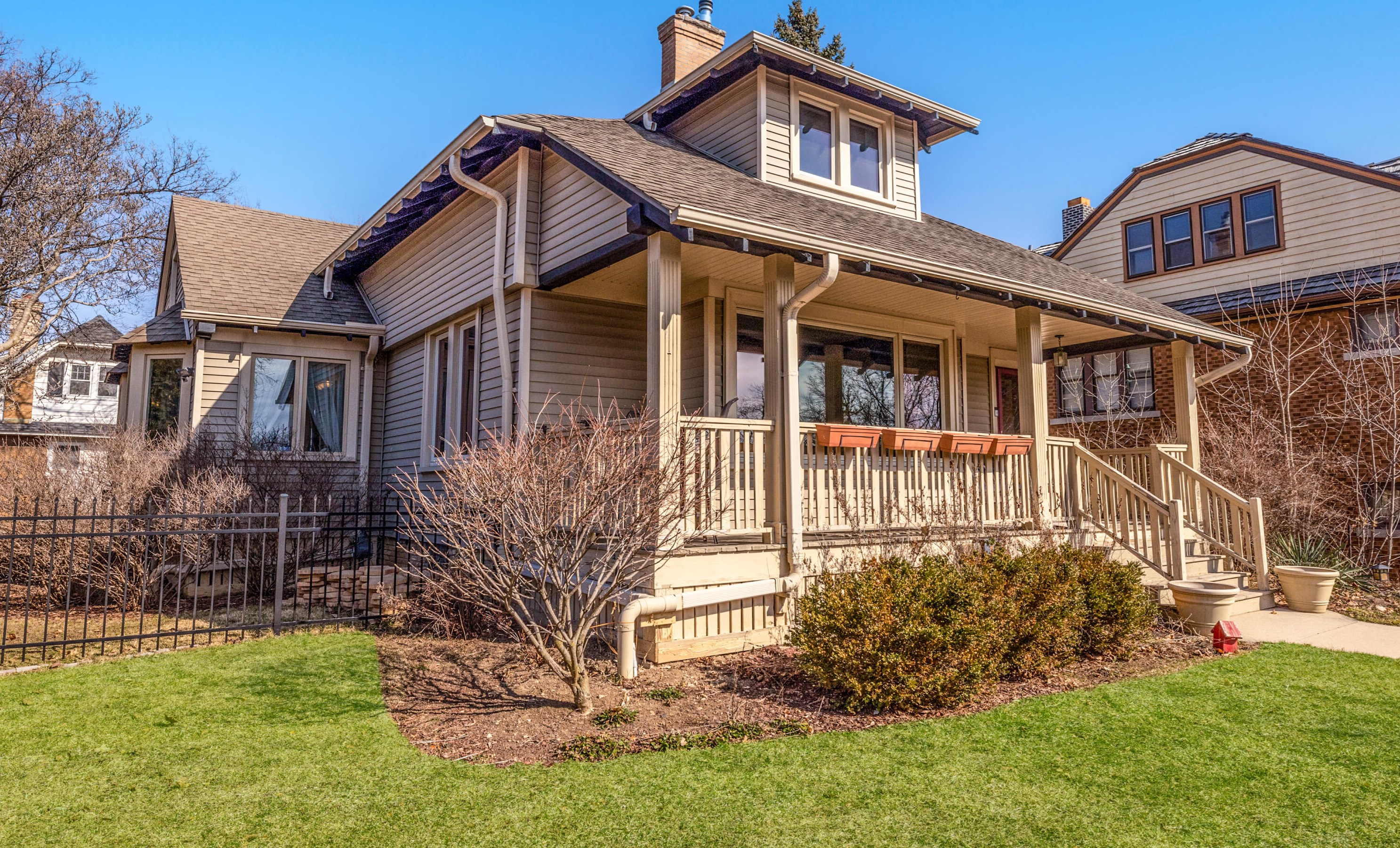 5318 W Washington Blvd, Milwaukee, WI 53208