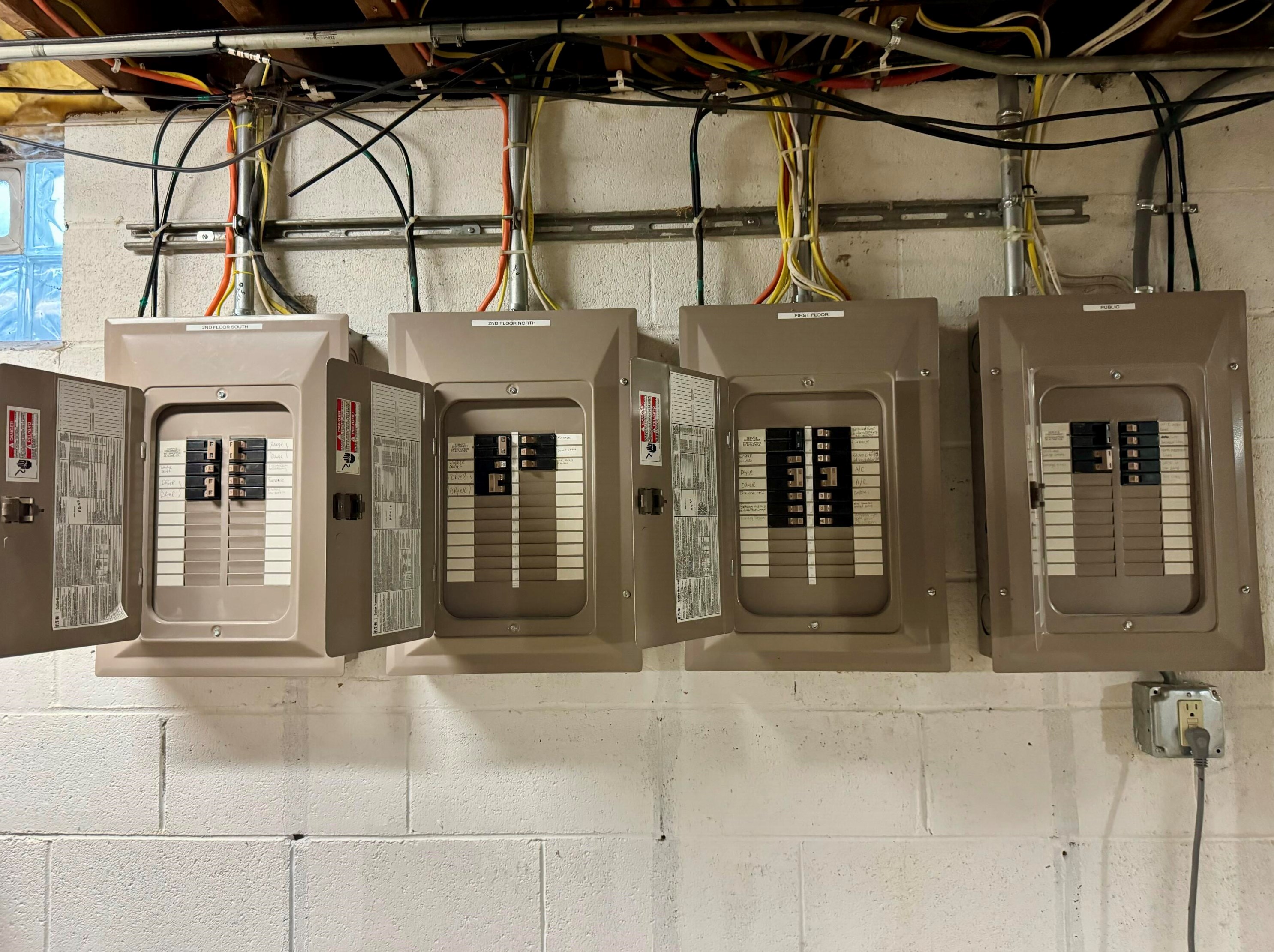 3444 76, Milwaukee WI 53222-3004 exterior