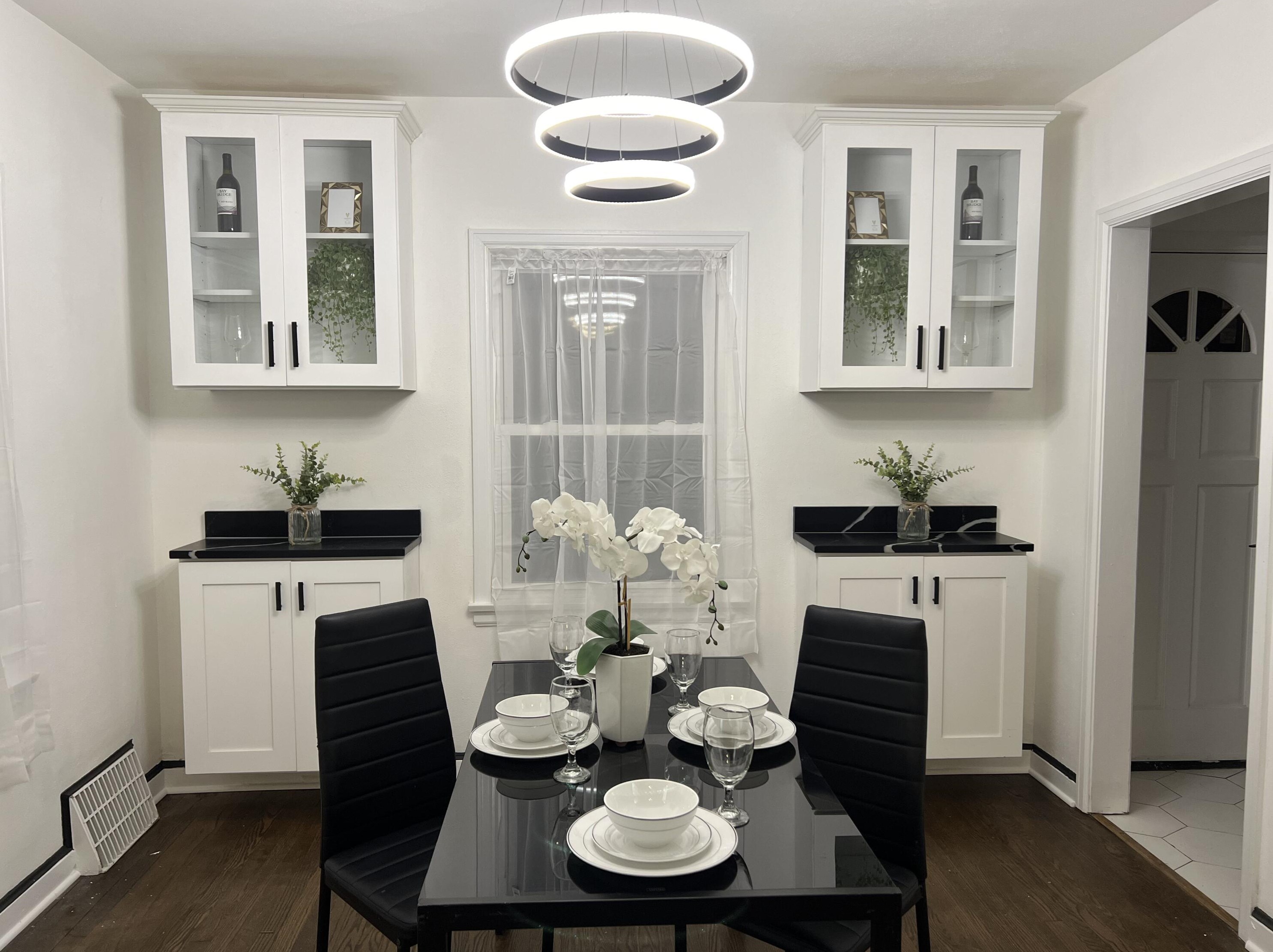 3847 55th St, Milwaukee WI  53220-2044 exterior