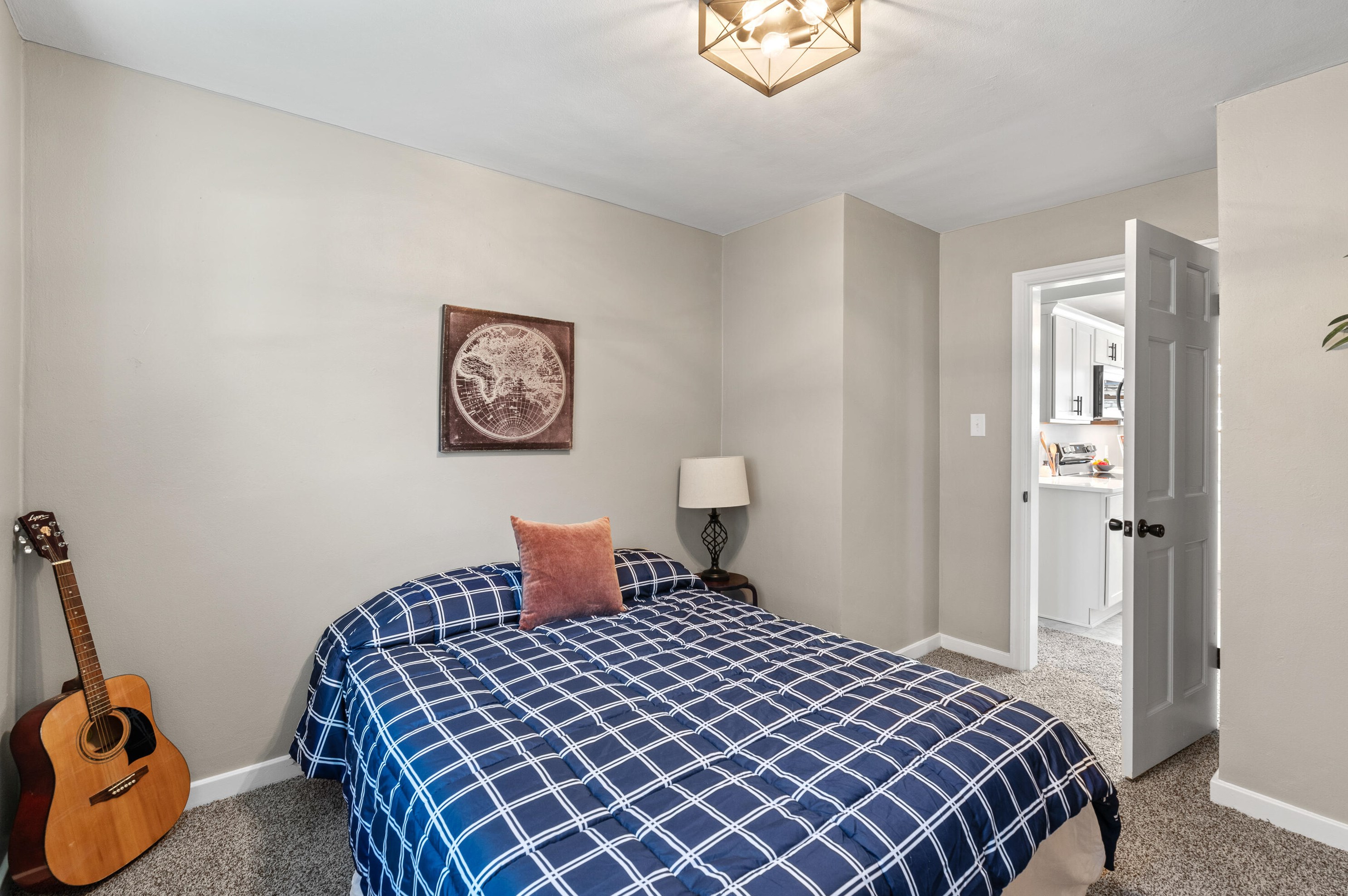 2955 37, Milwaukee WI 53210-1802 exterior