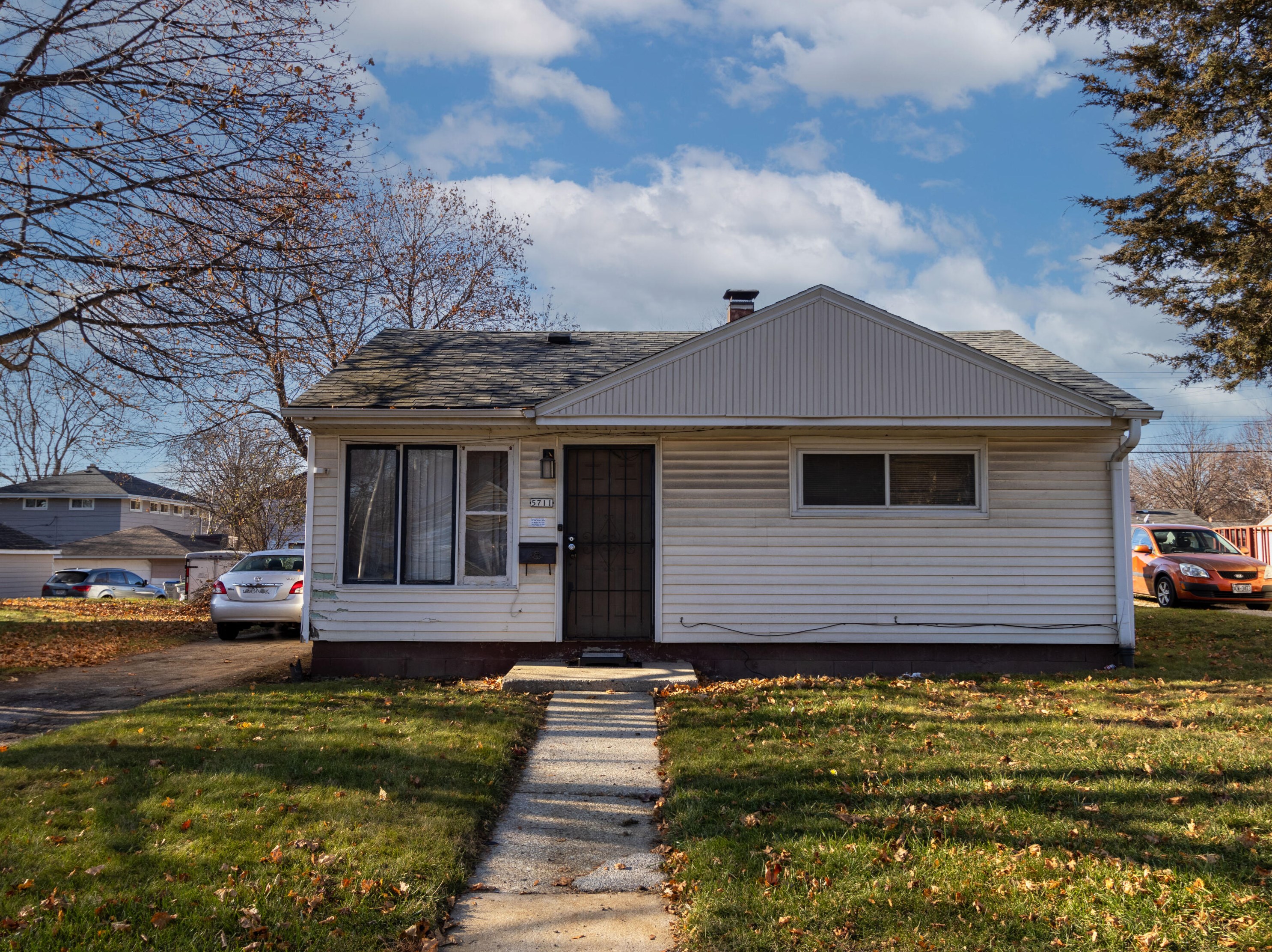 5711 60, Milwaukee WI exterior