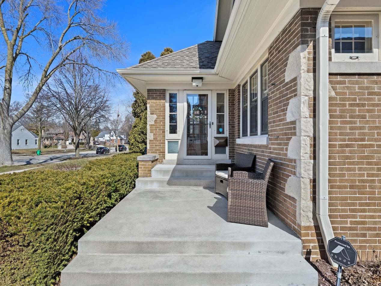 4144 Morris Blvd, Milwaukee, WI 53211-1839