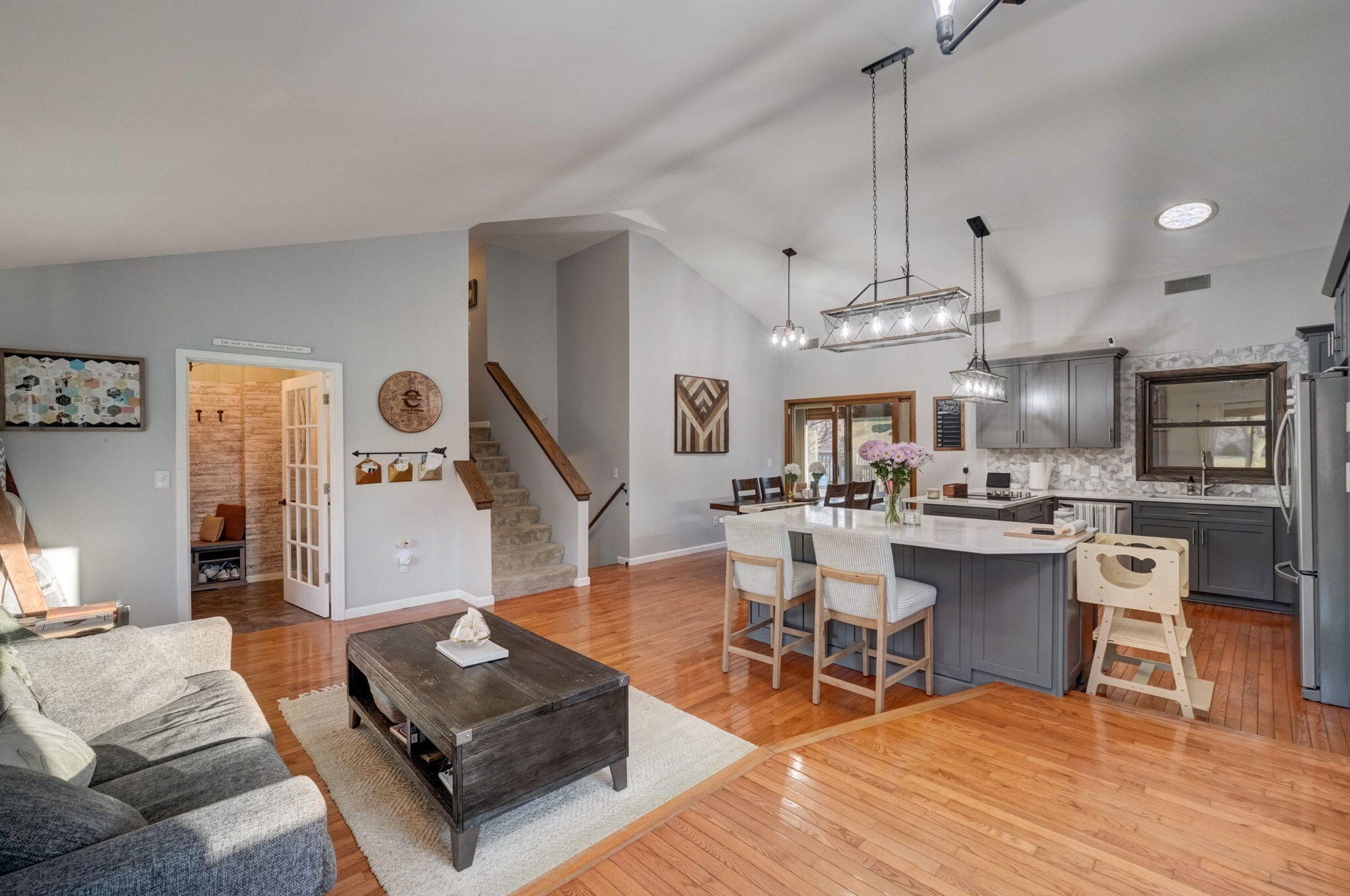 8127 Winston Way, Hales Corners, WI 53132-9296