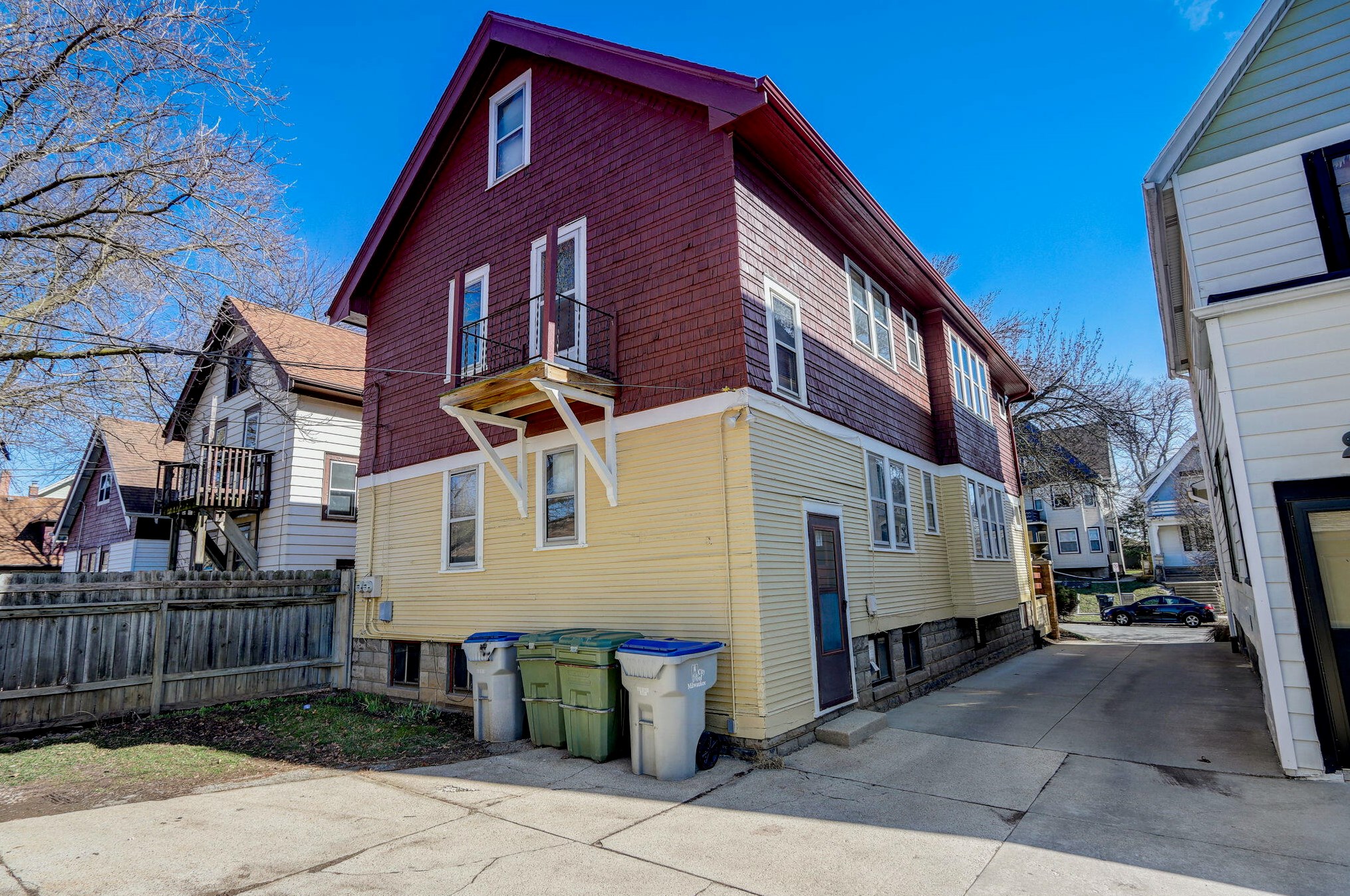 1445 48th St, Milwaukee WI 53208-2244 exterior