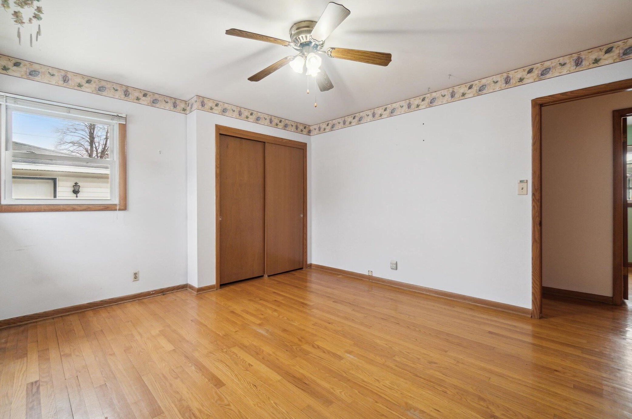 831 109, Milwaukee WI 53226-3739 exterior