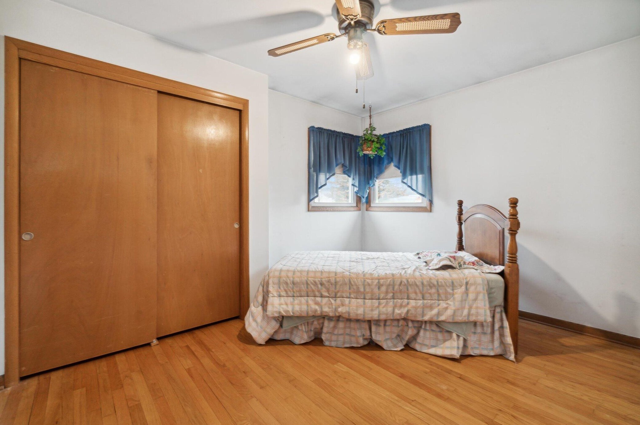 831 109, Milwaukee WI 53226-3739 exterior