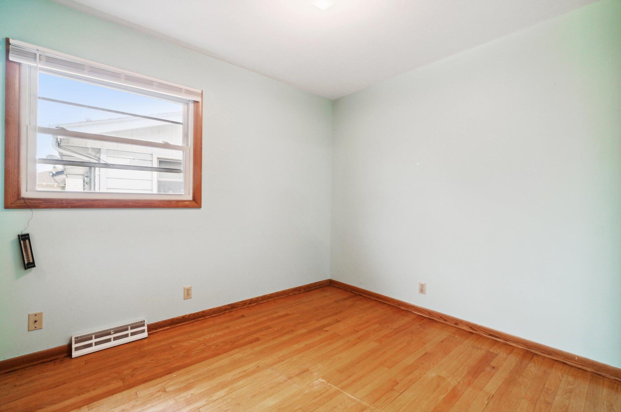 831 109, Milwaukee WI 53226-3739 exterior