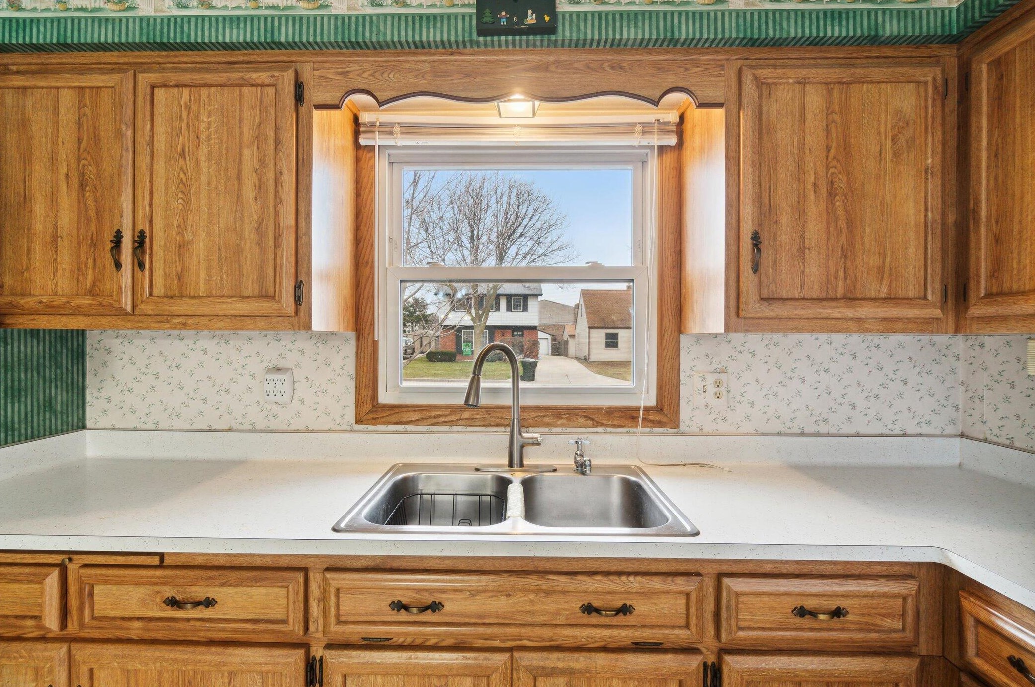 831 109, Milwaukee WI 53226-3739 exterior