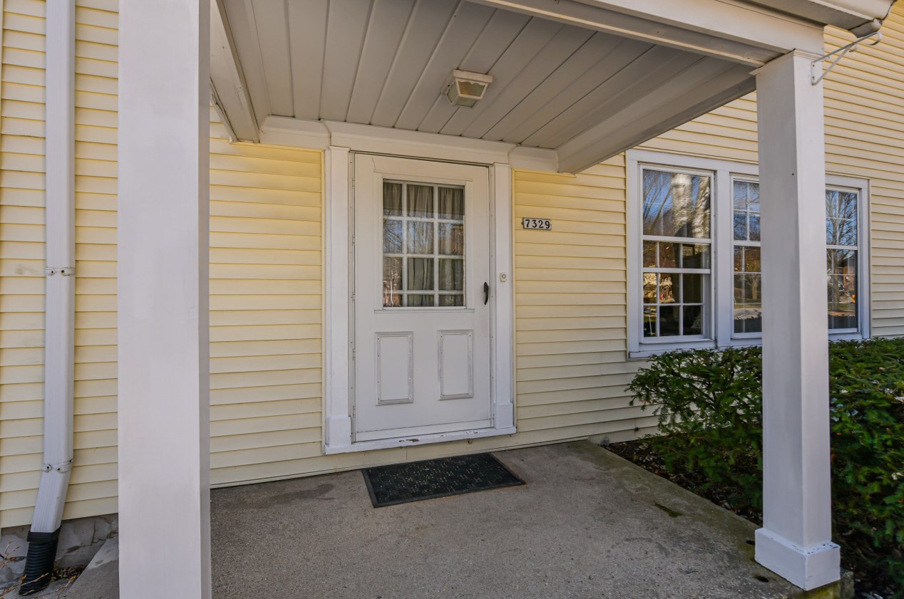 7329 Lloyd St, Milwaukee, WI 53213-1837