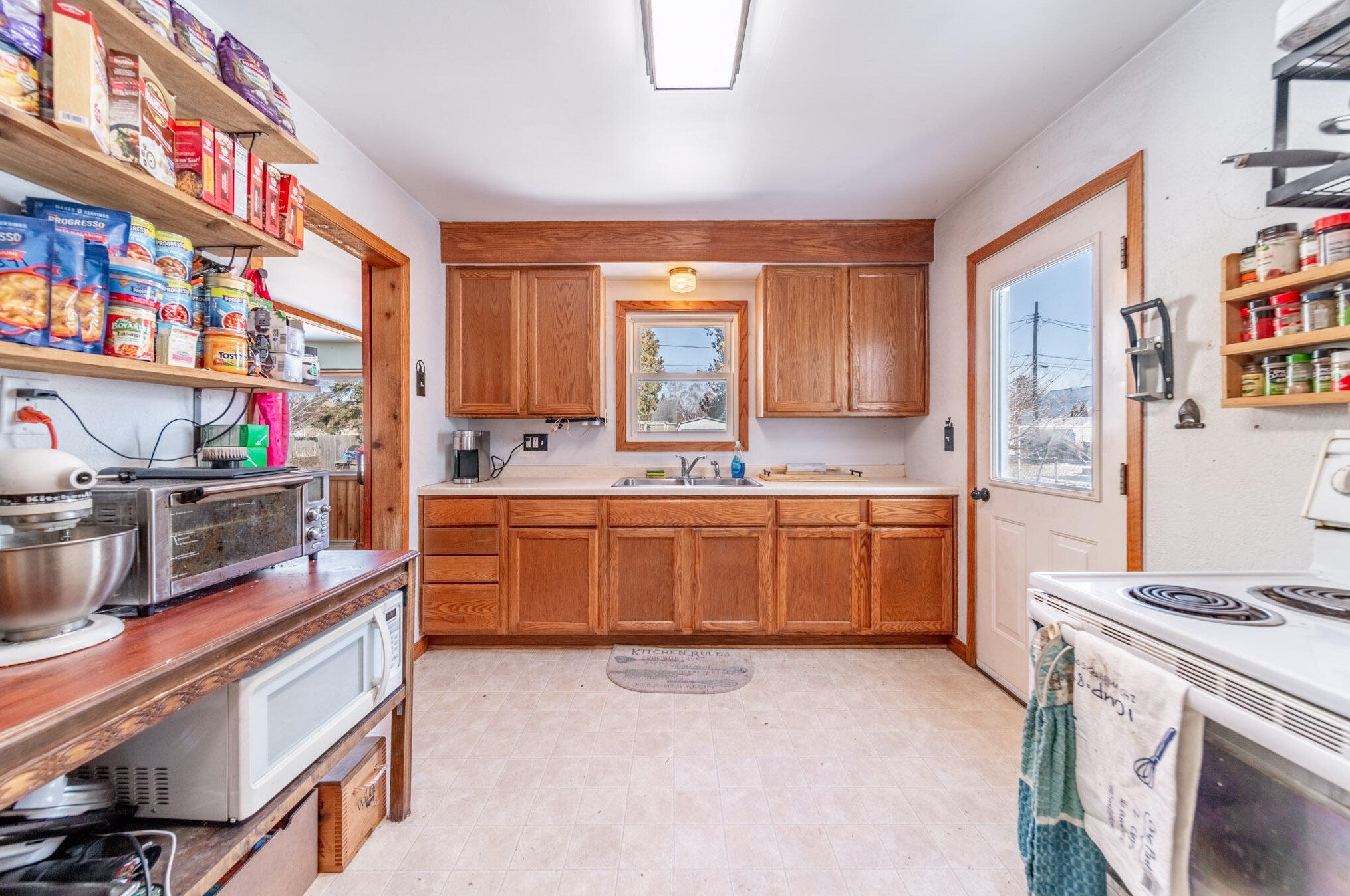 2824 36th St, Two Rivers, WI 54241-1302
