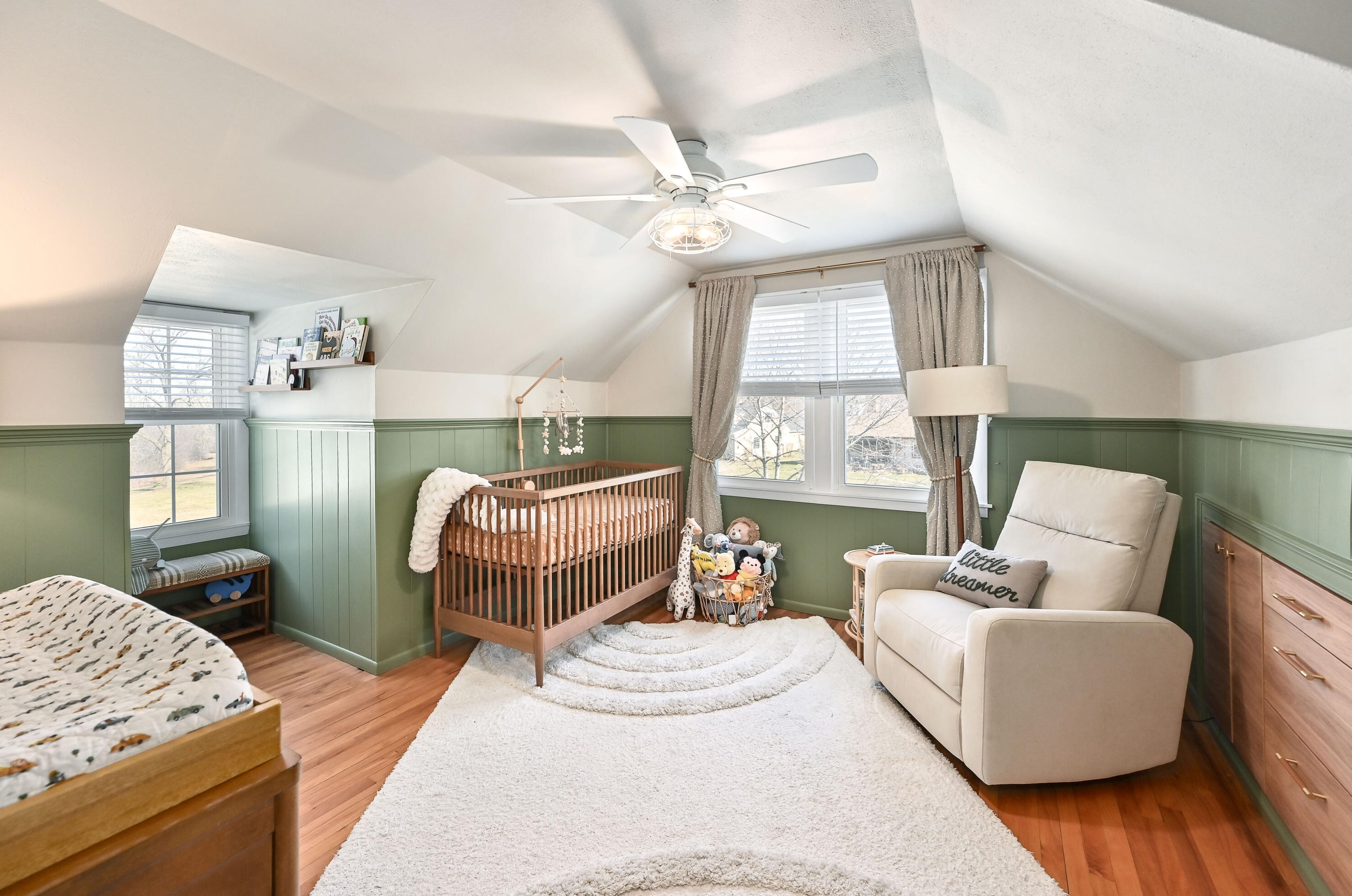 8205 Honey Creek Pkwy, Milwaukee WI  53214-1466 exterior